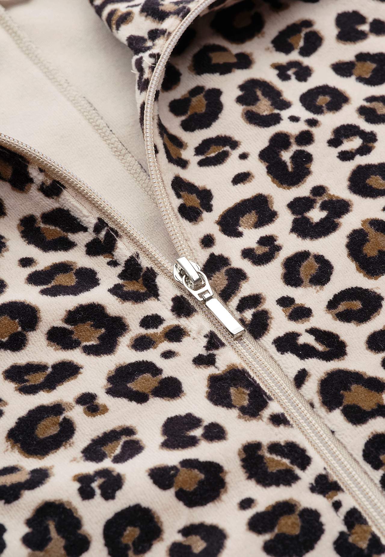 Velurový a dlouhý župan Wilma