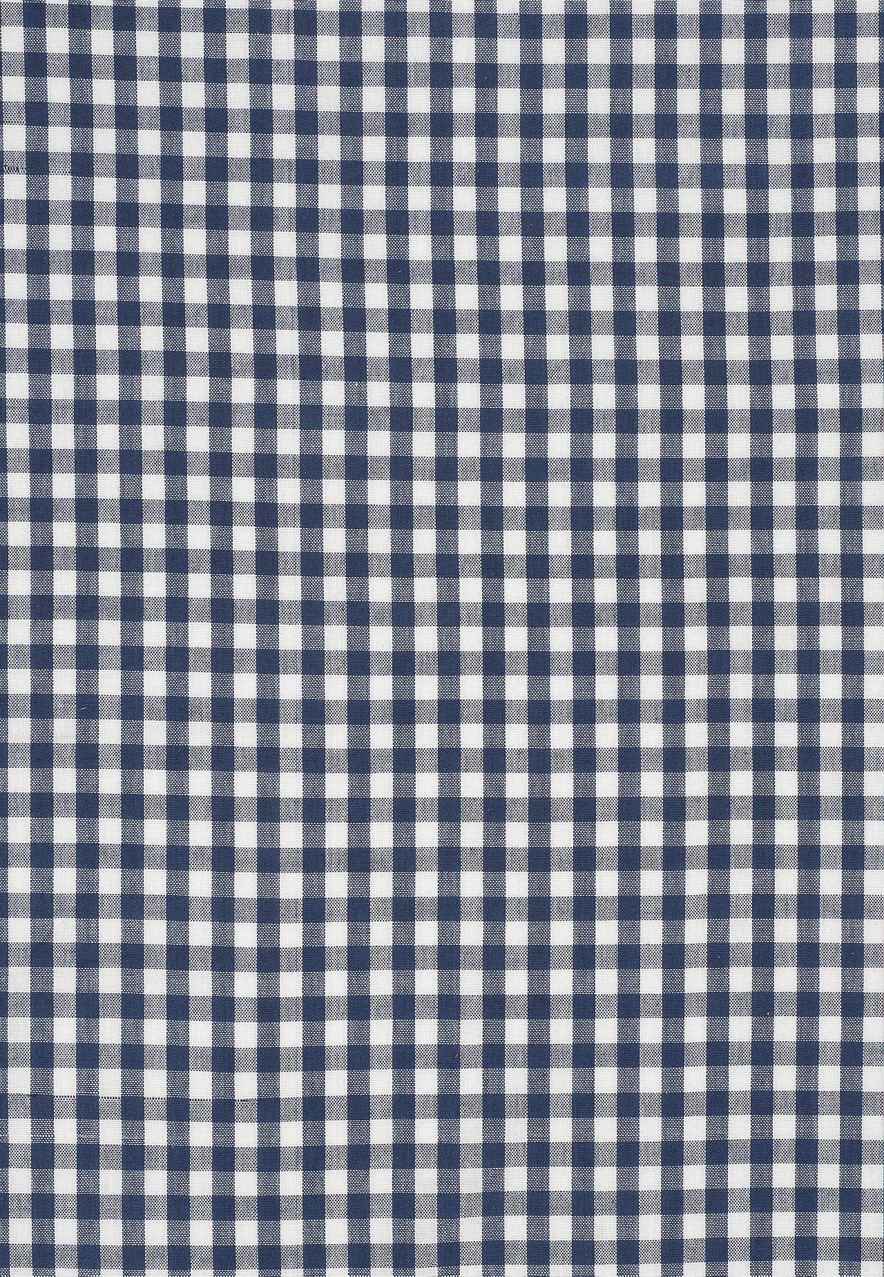 Tkaná a mřížkovaná záclonka