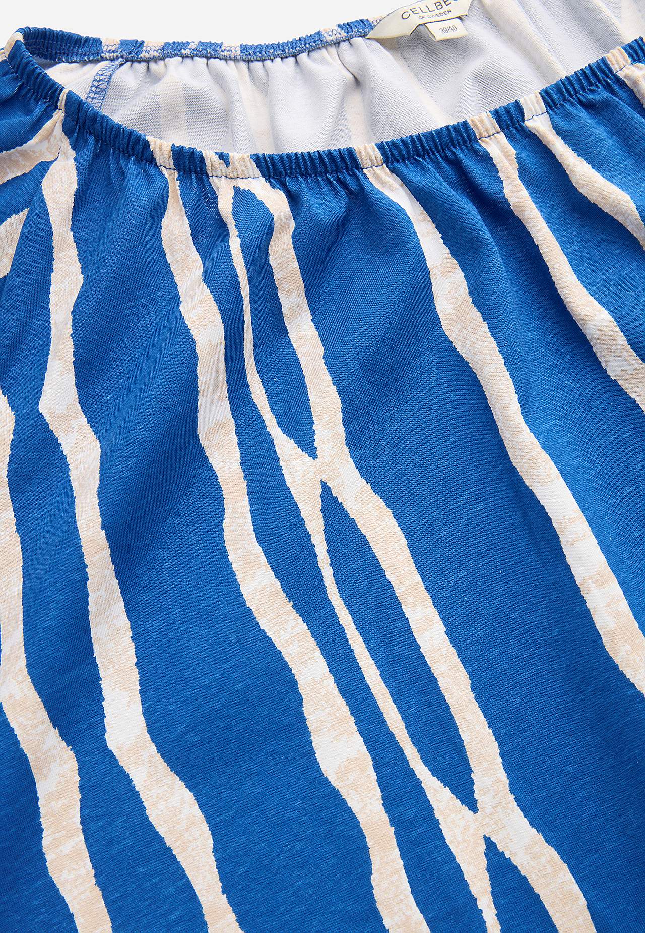 Tunika s otevřeným výstřihem s krátkým rukávem