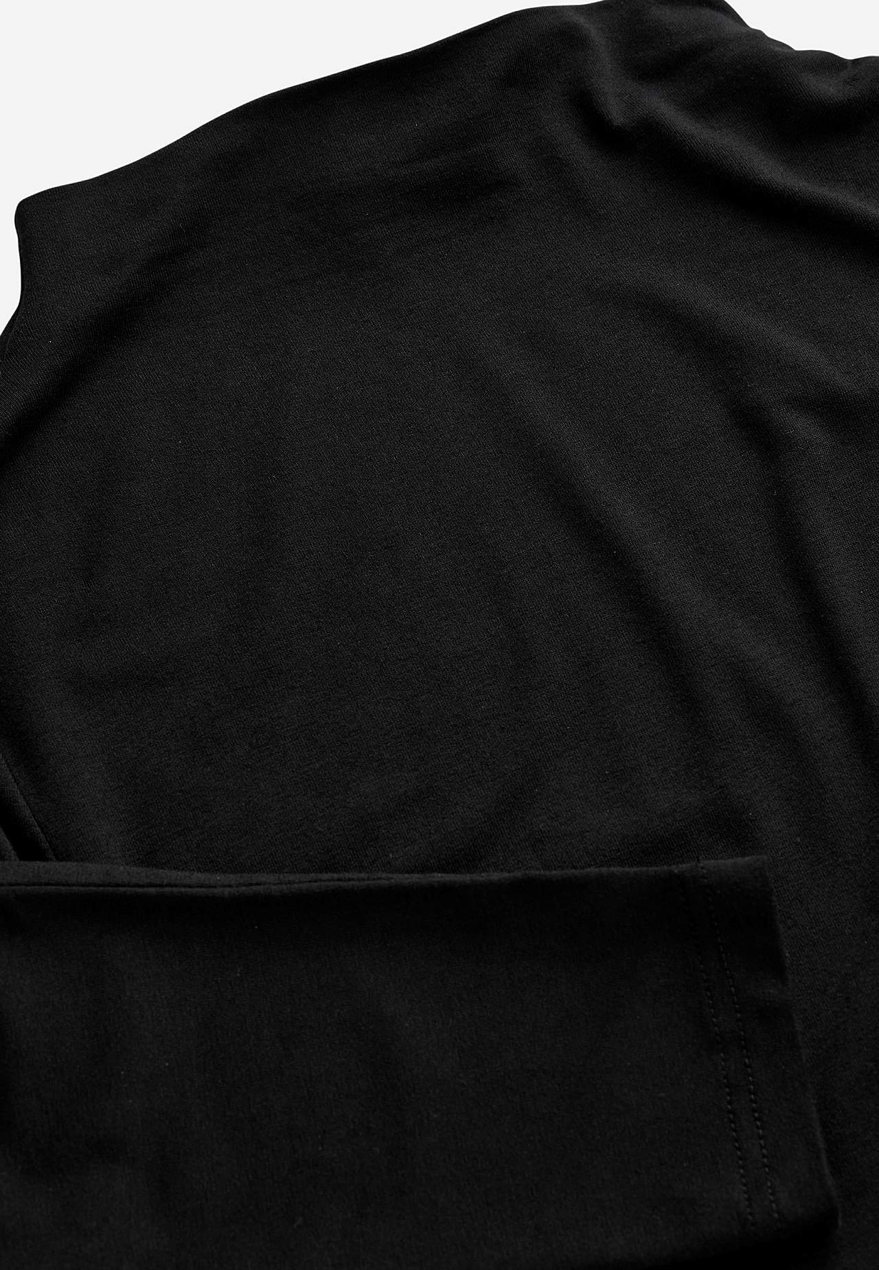 Vypasované žerzejové šaty