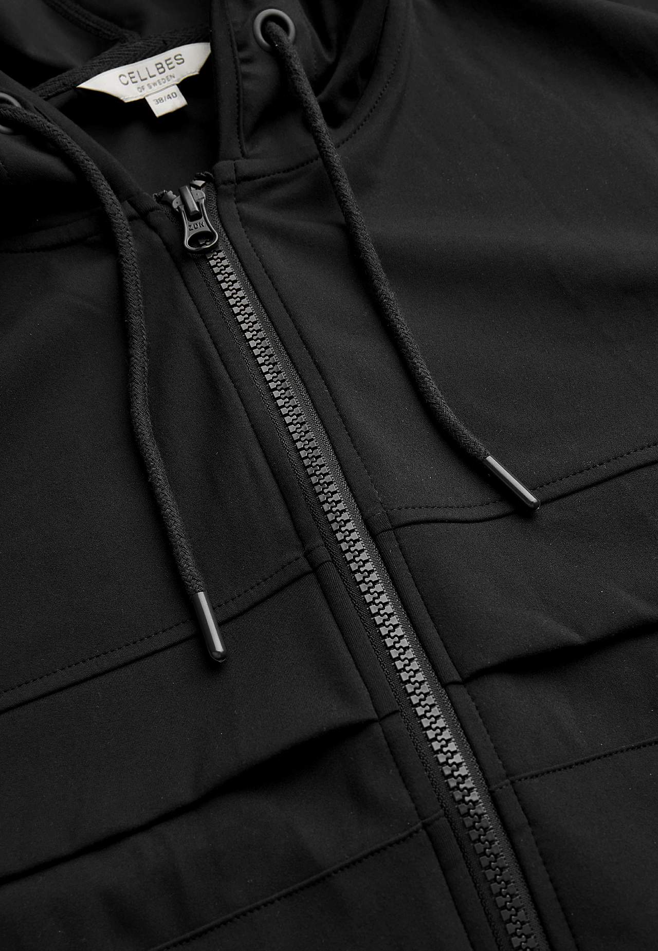 Užitečná bunda s kapucí Daria