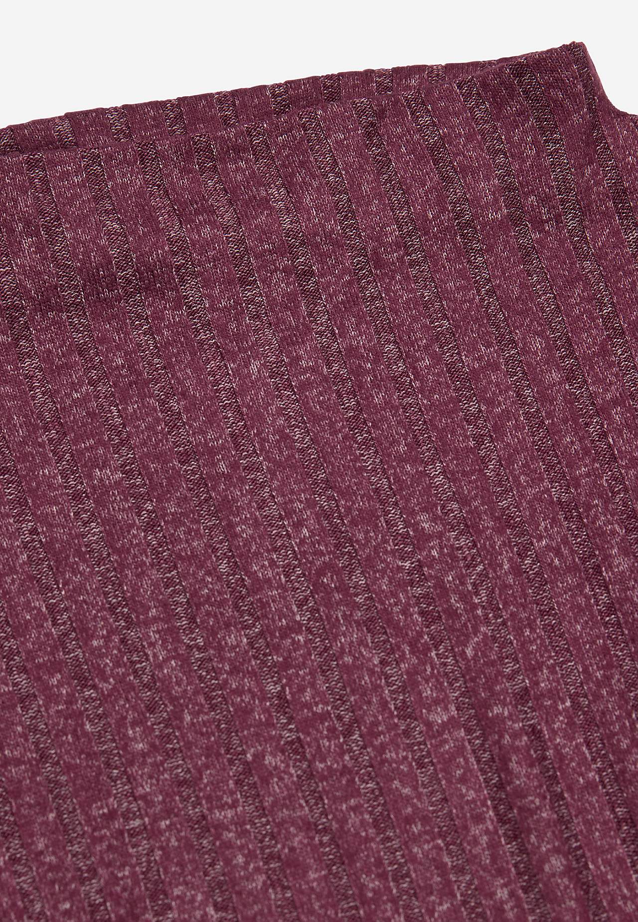 Měkké žerzejové šaty s kapsami