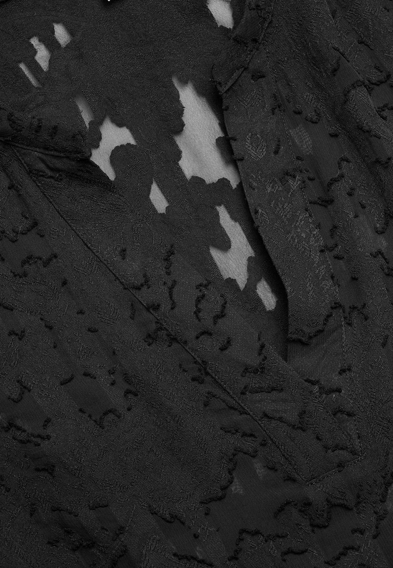 Žakárově tkaná a průsvitná blůza