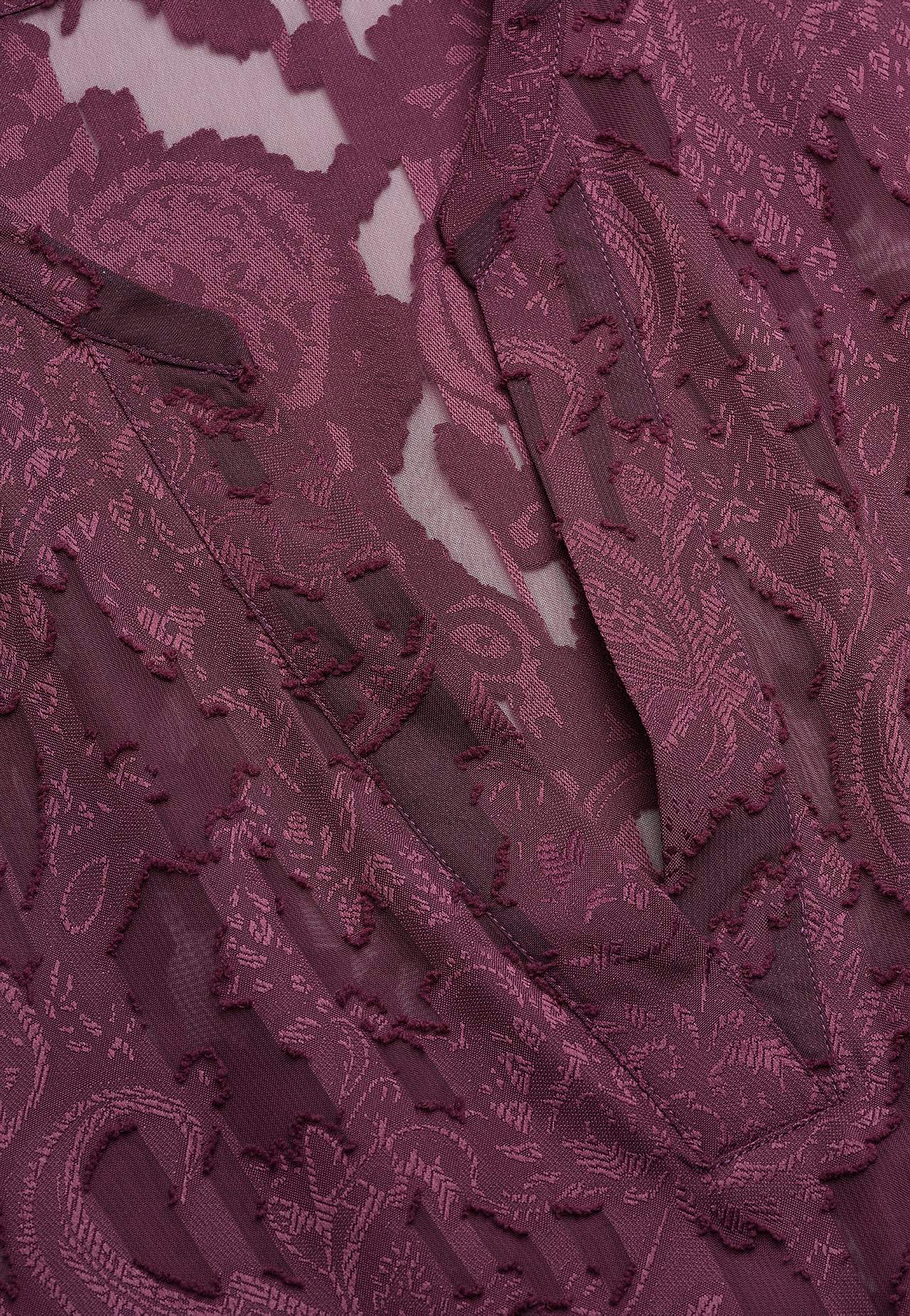 Žakárově tkaná a průsvitná blůza