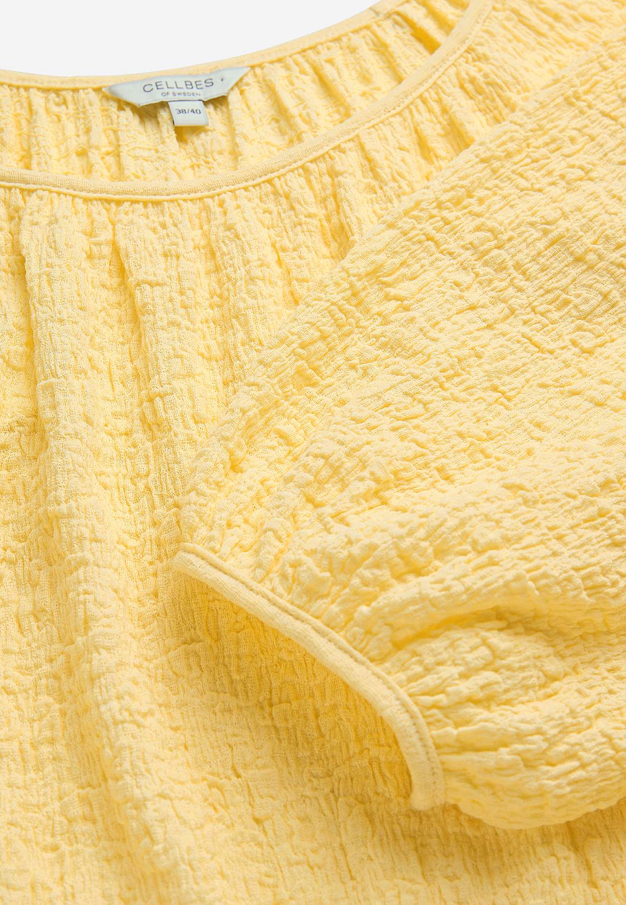 Žerzejové šaty se strukturou