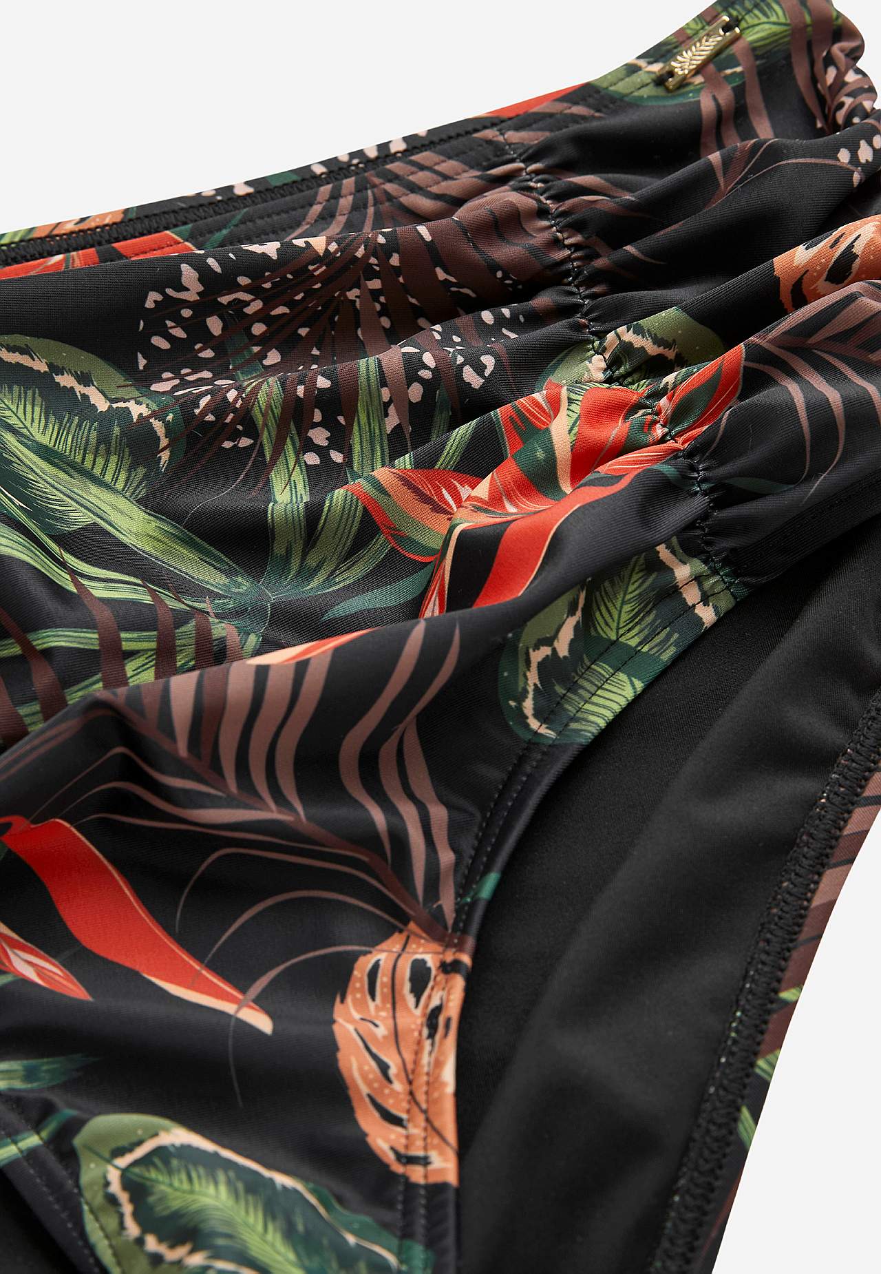 Vzorovaný spodní díl bikin s vysokým pasem