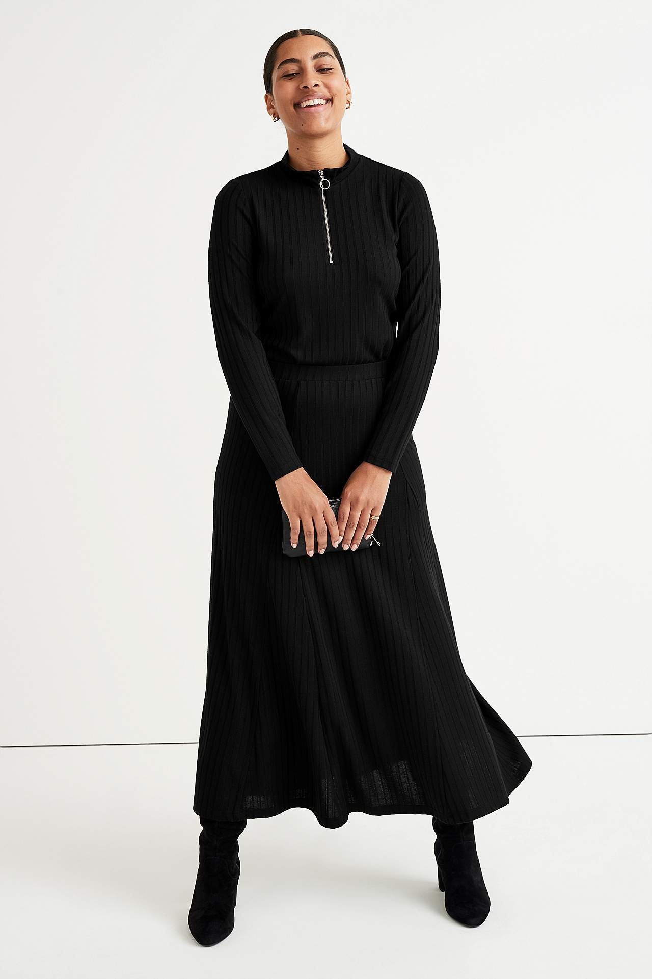 Žebrovaný tunikový top se zipem a stojatým límcem