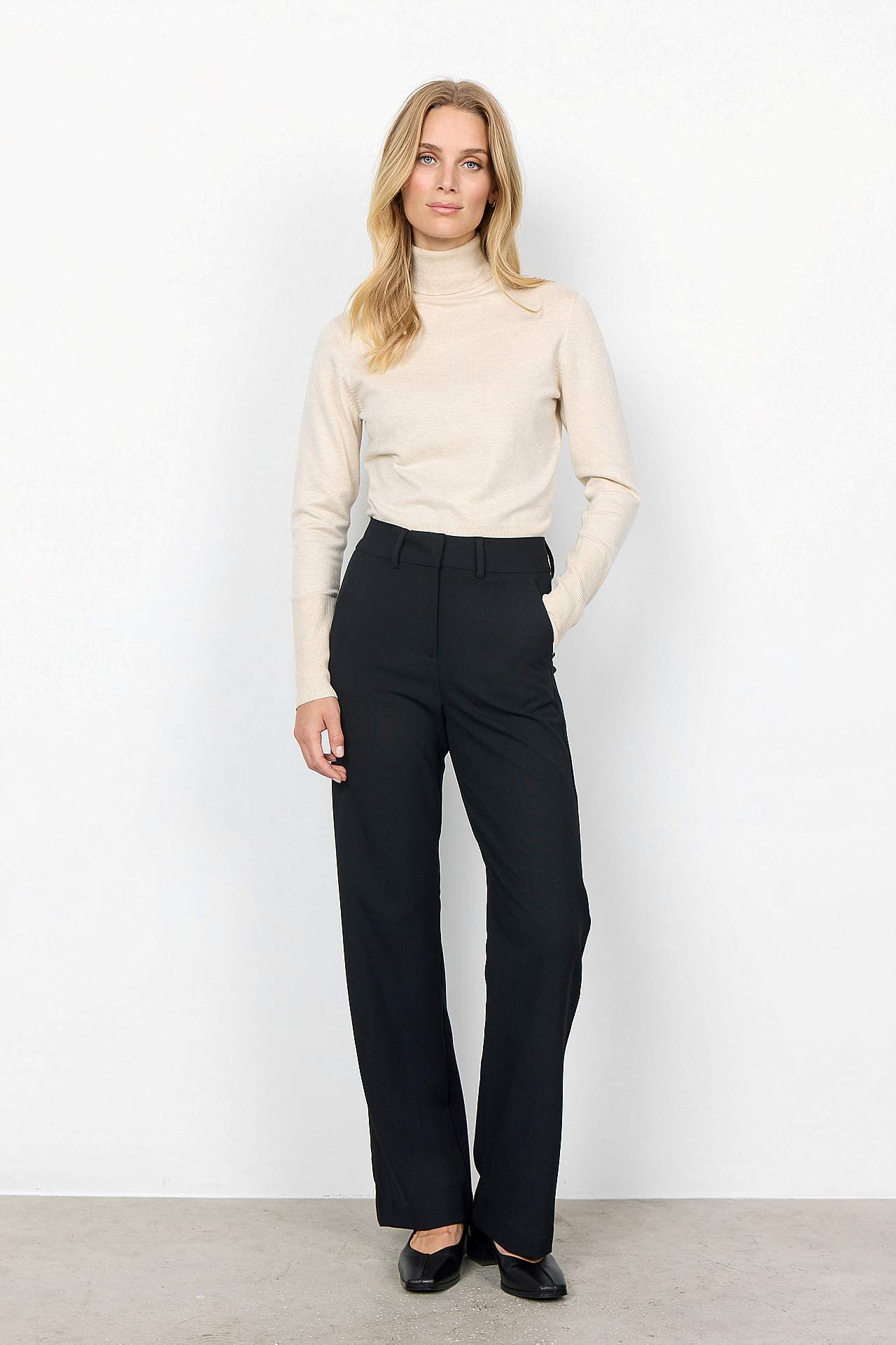 Klasické a stylové společenské kalhoty