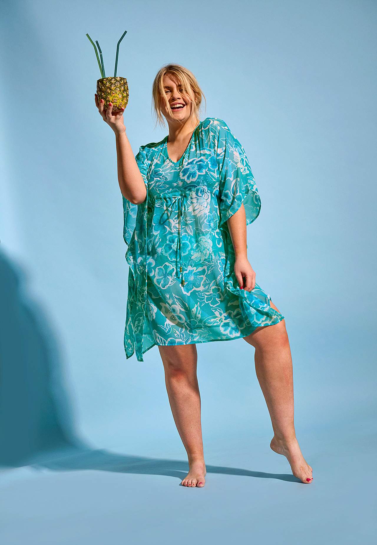 Plážový kaftan s květinovým vzorem