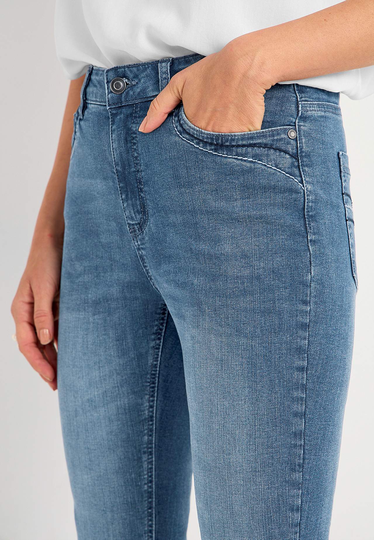 Strečové džíny se střihem bootcut