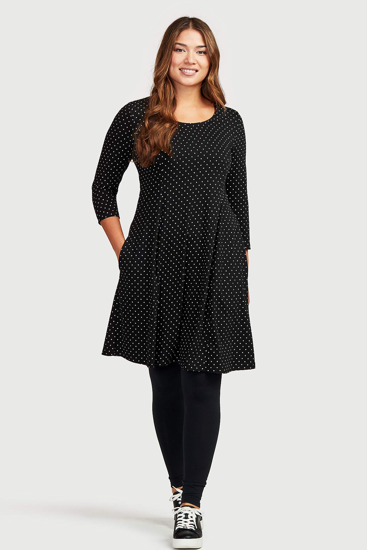 Úpletové šaty se vzorem