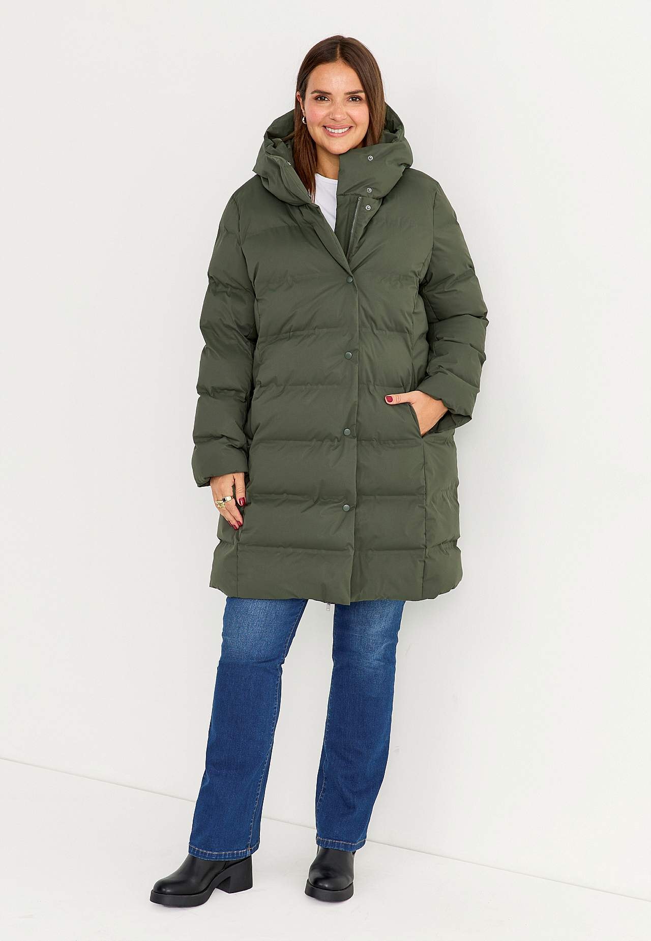 Bunda s péřovým vzhledem