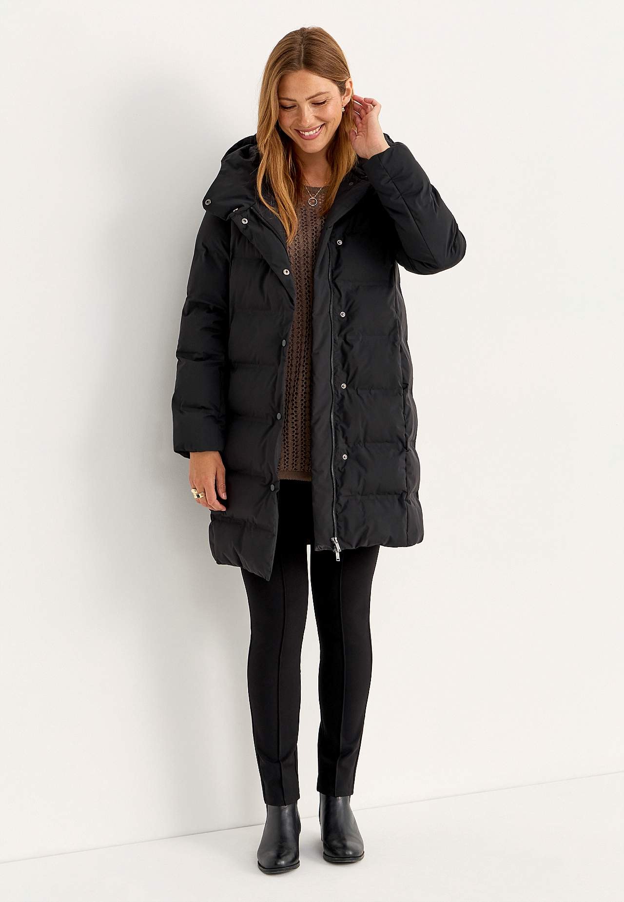 Bunda s péřovým vzhledem