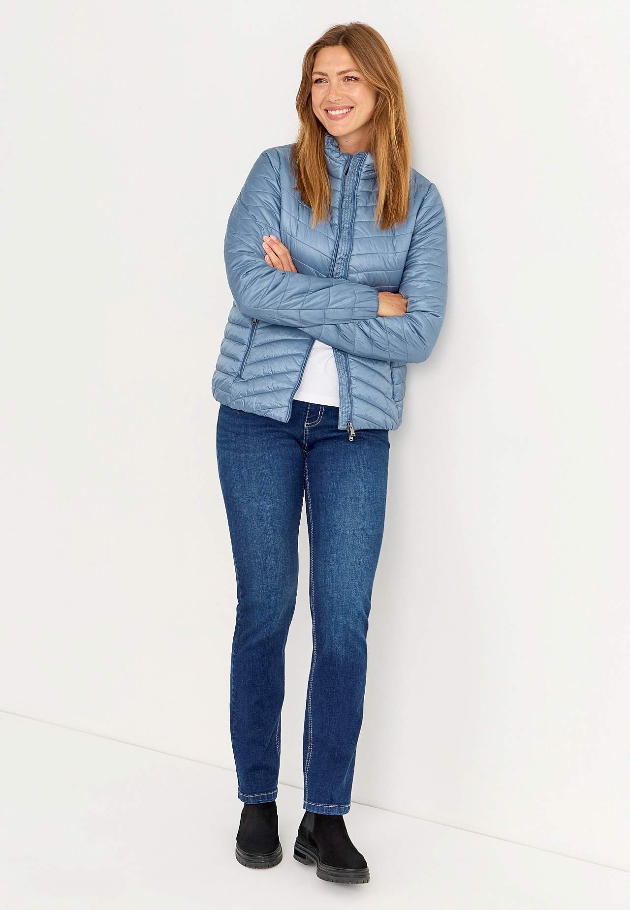 Lesklá lehká prošívaná bunda