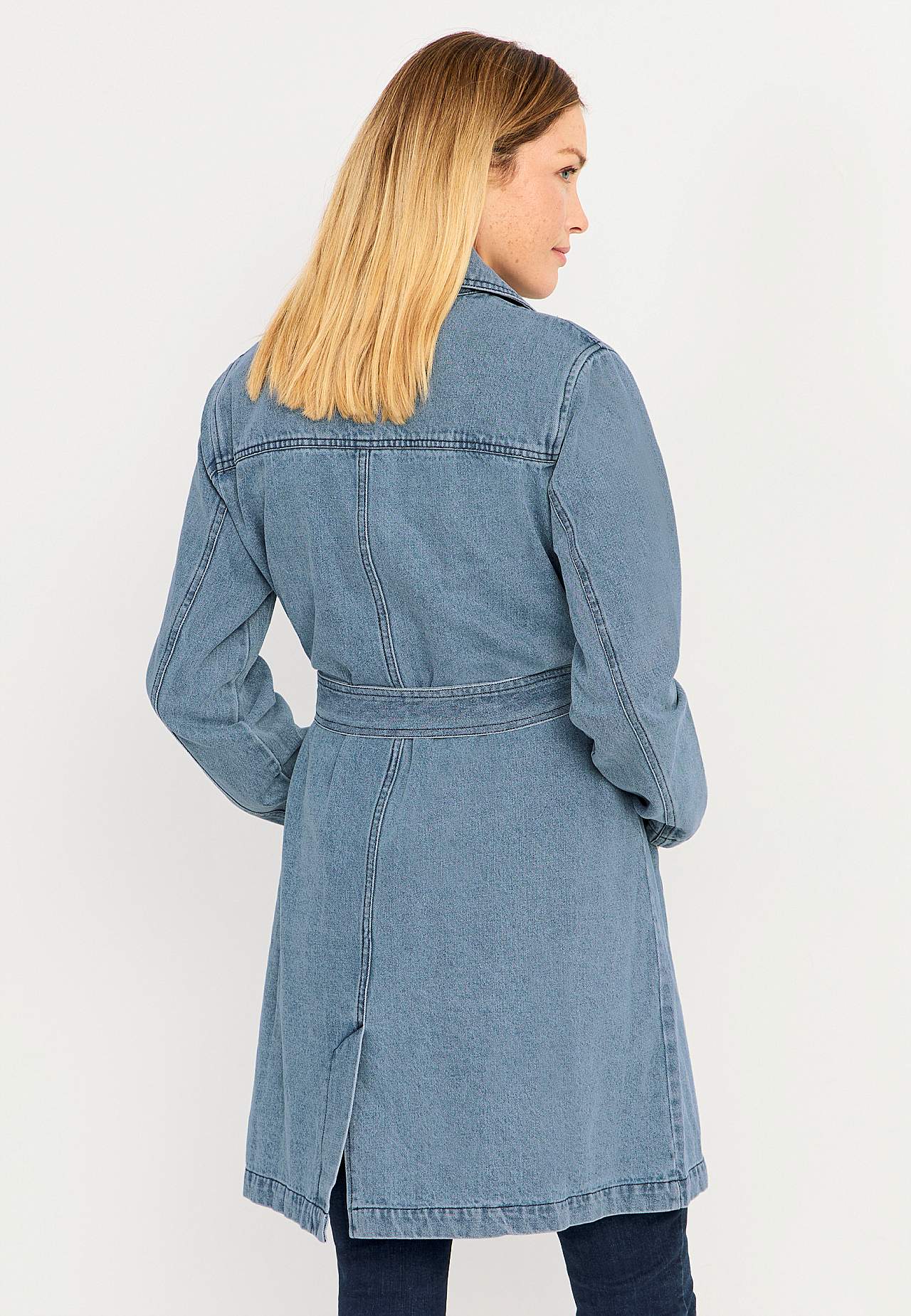 Kabát z džínoviny s páskem na uzel