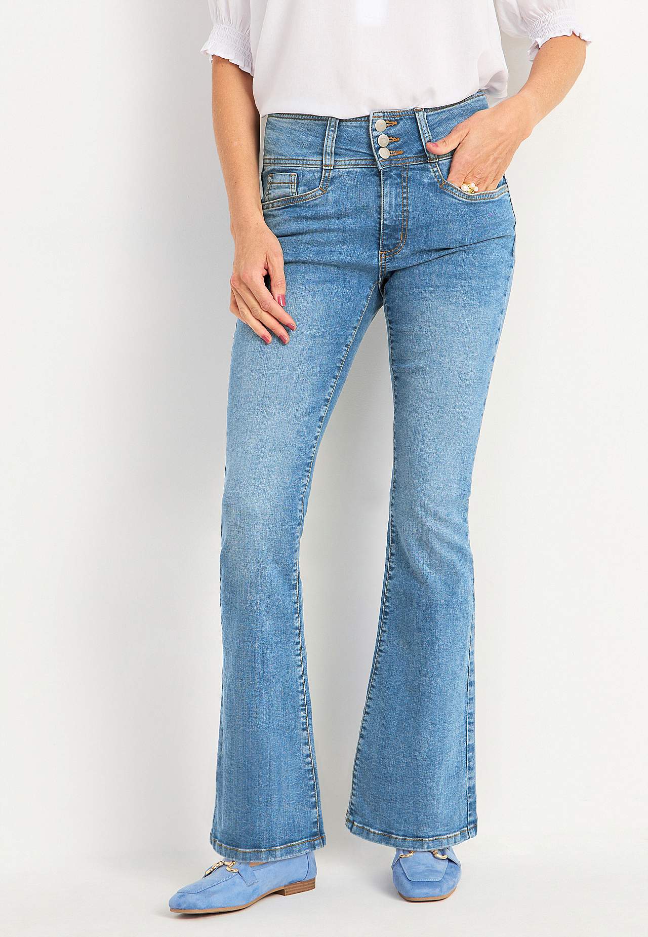 Džíny bootcut s vysokým pasem
