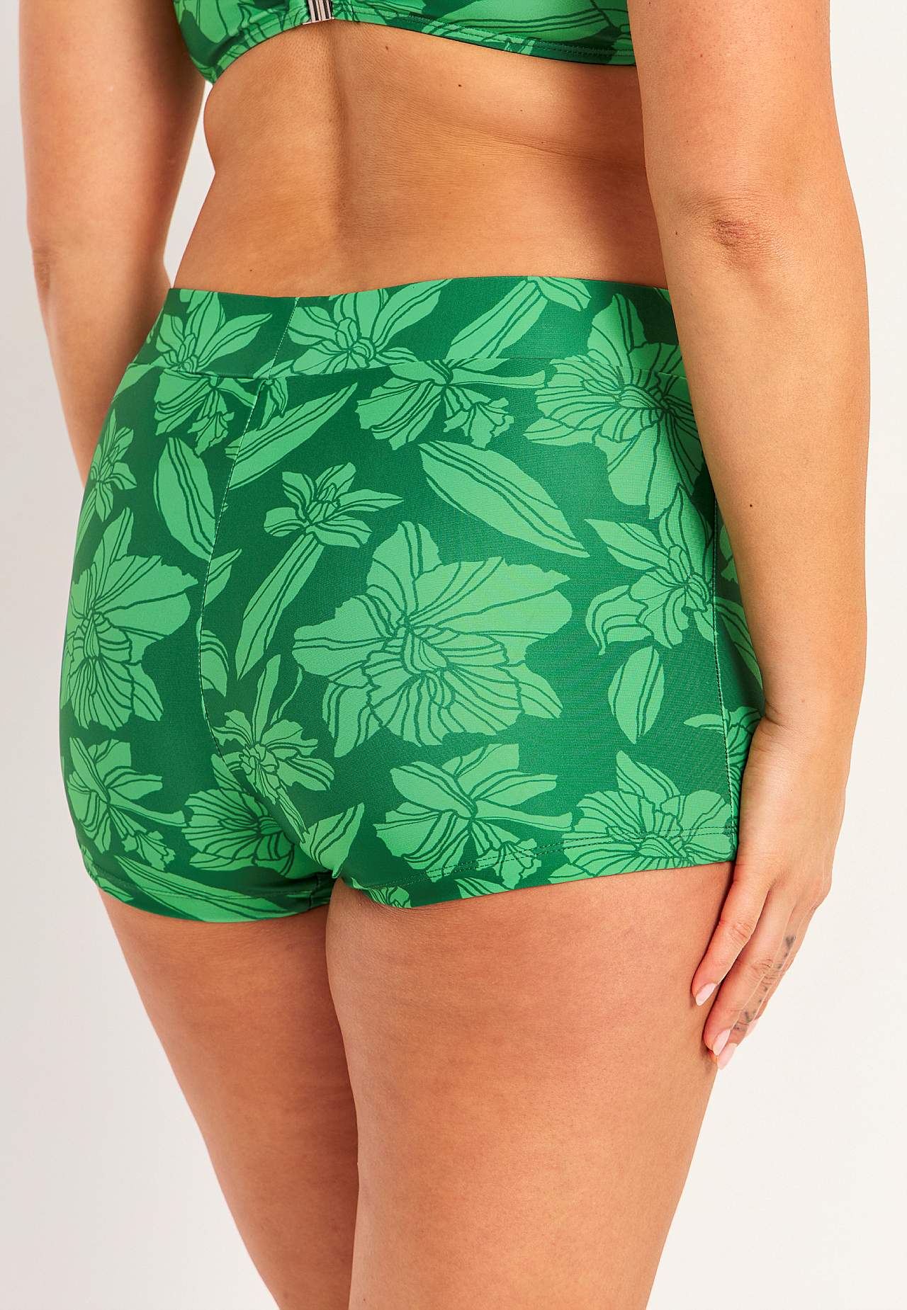 Bikini v boxerkovém střihu