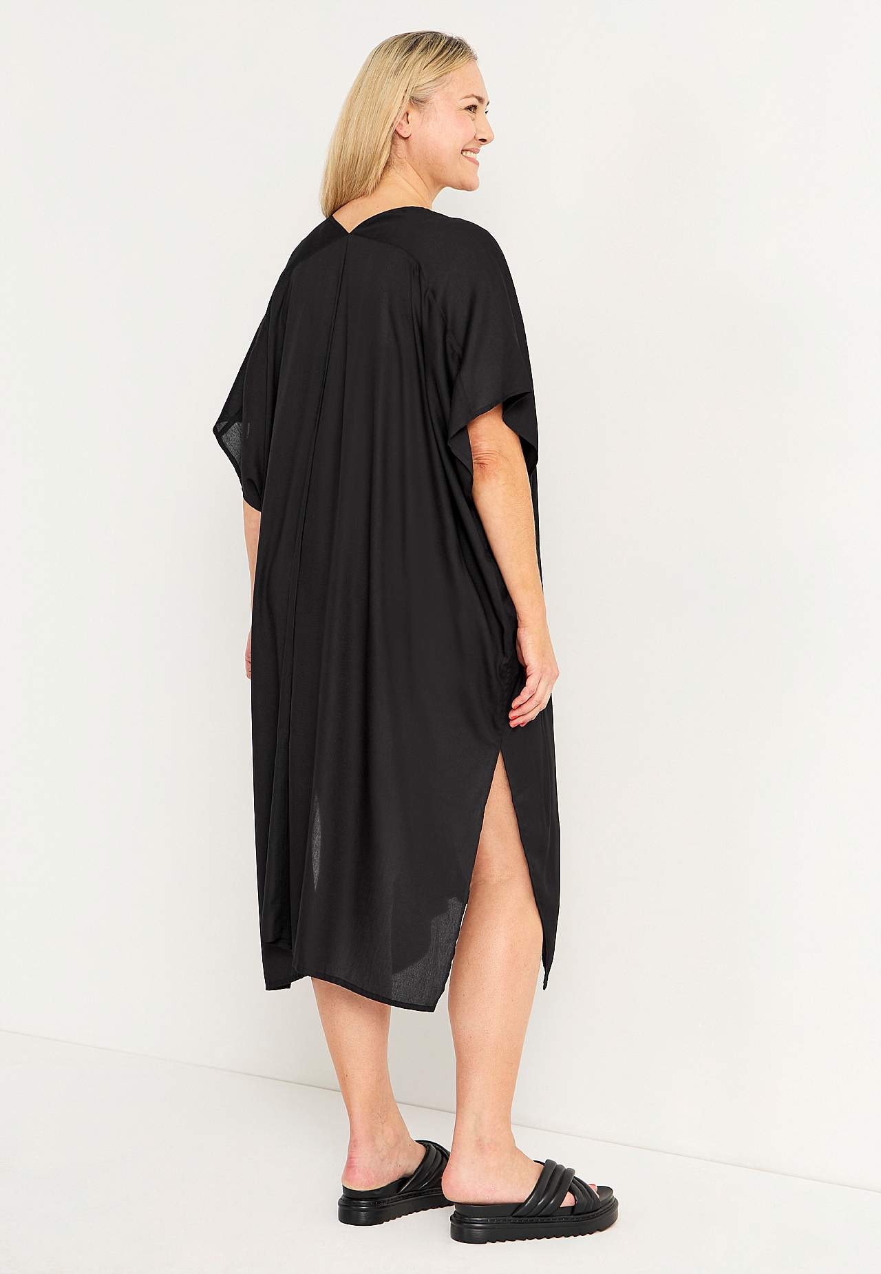 Plážový kaftan s knoflíky