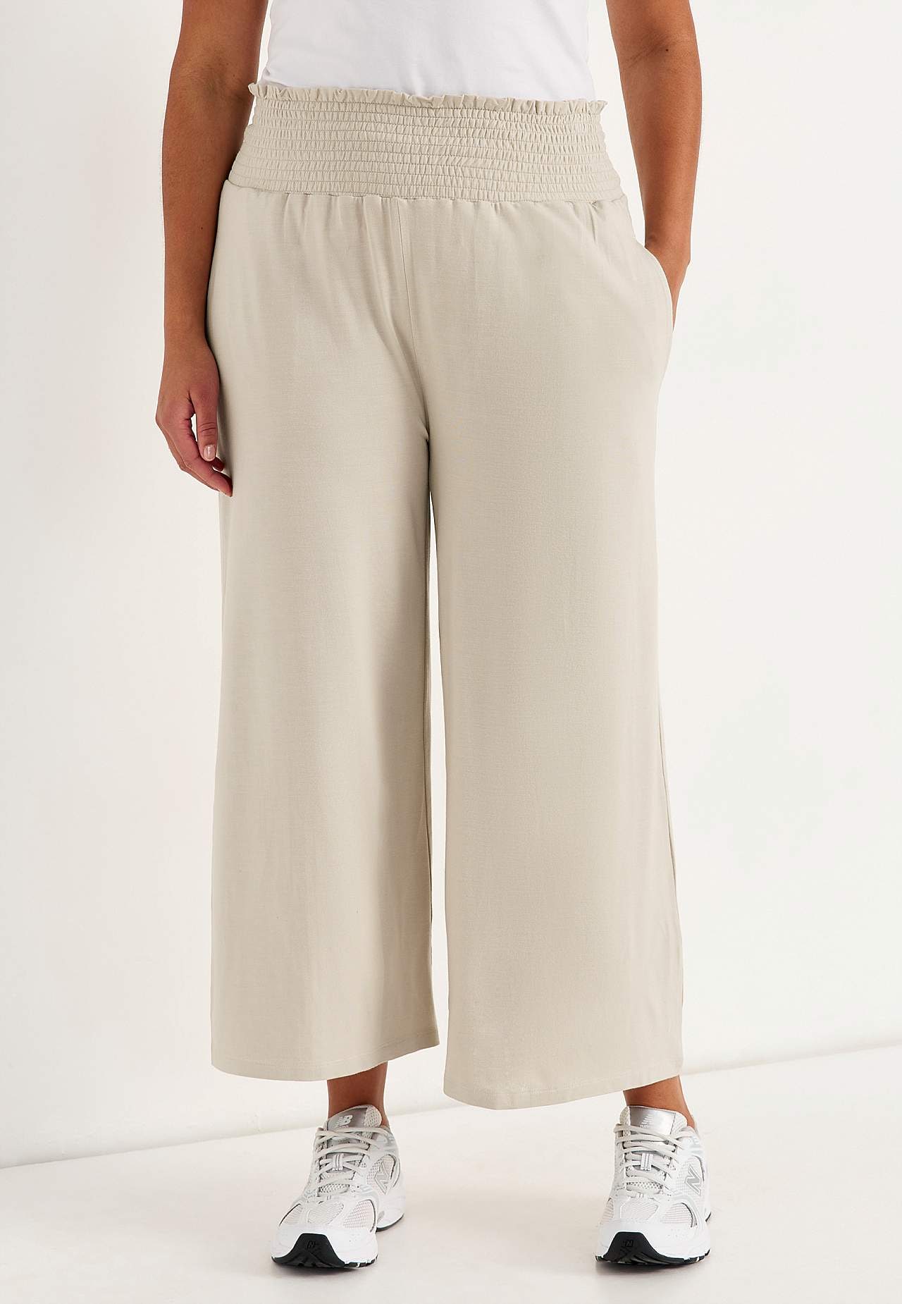 Měkké žerzejové kalhoty s ozdobně nabíraným elastickým pasem Liv