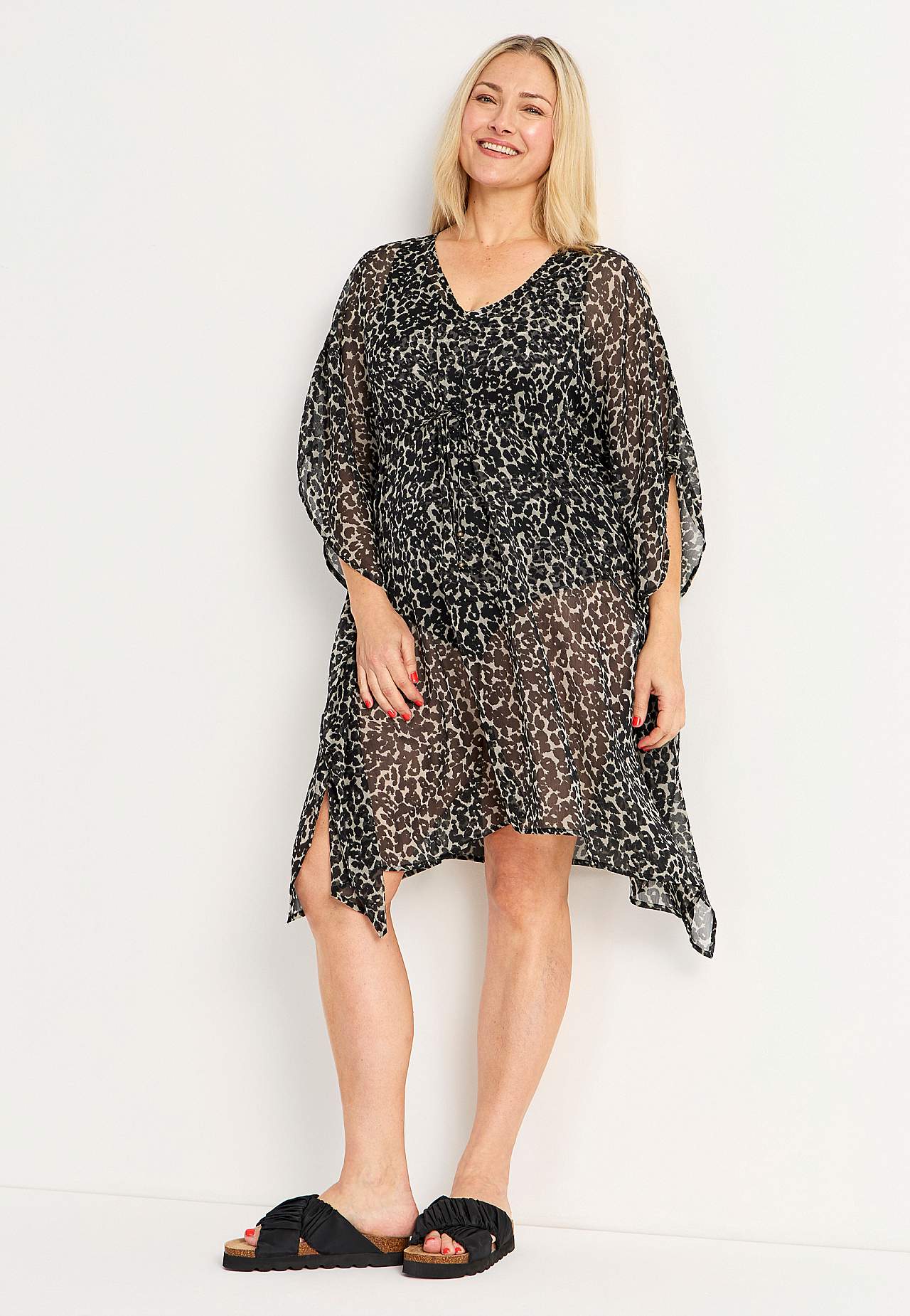 Vzorovaný plážový kaftan