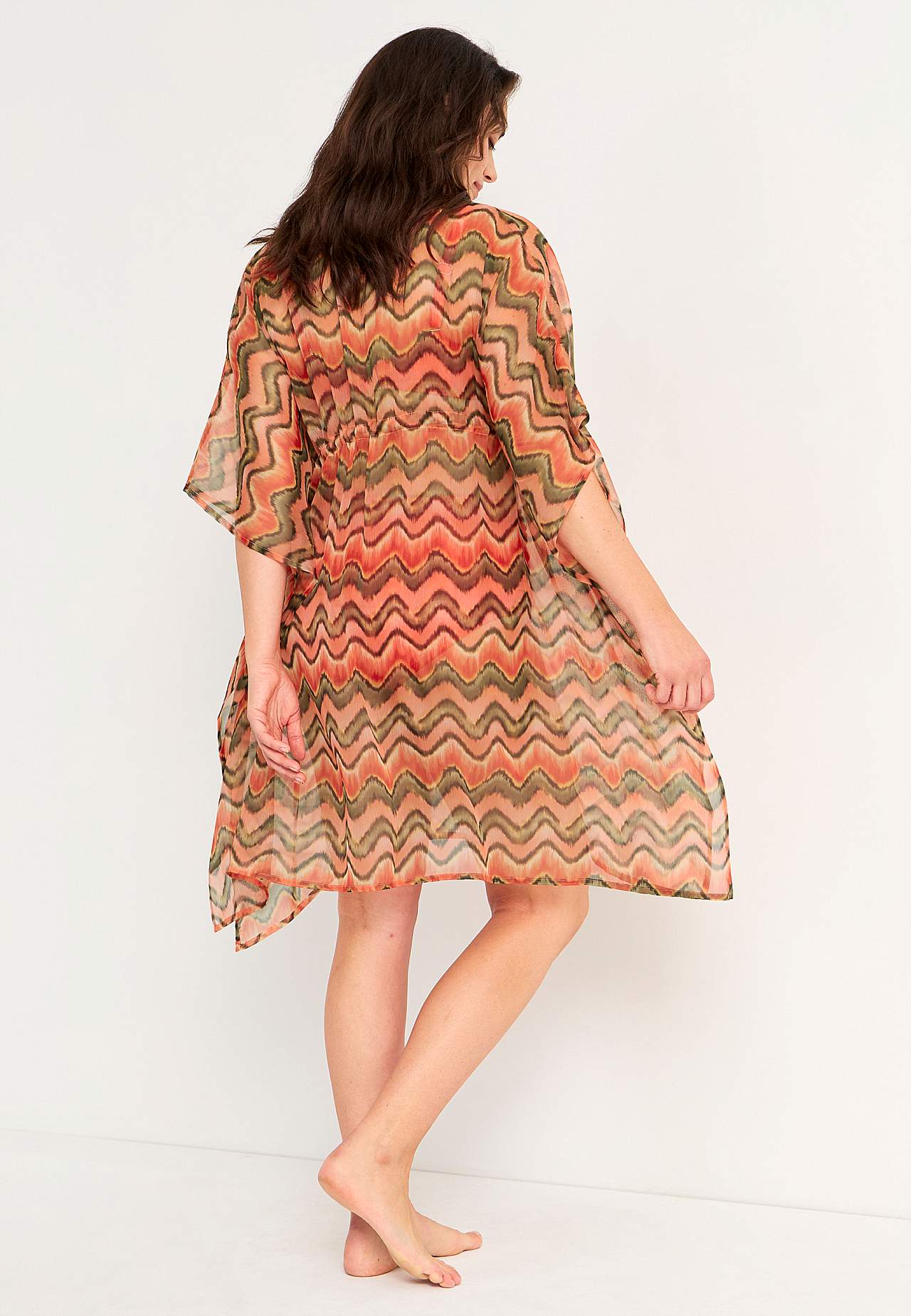 Vzorovaný plážový kaftan