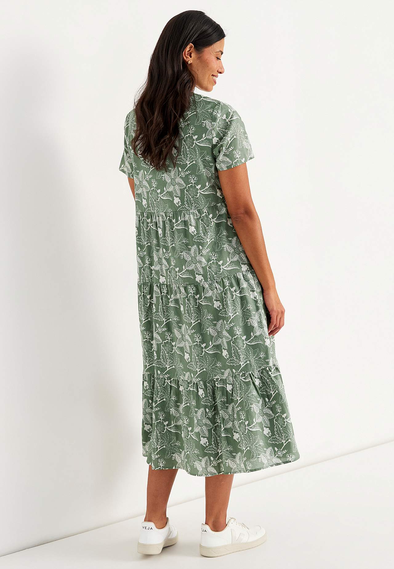 Bavlněné šaty s volánem