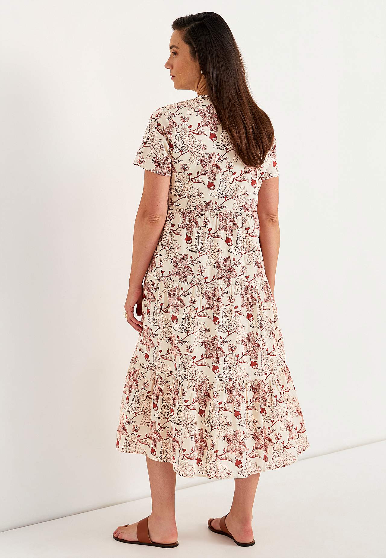 Bavlněné šaty s volánem