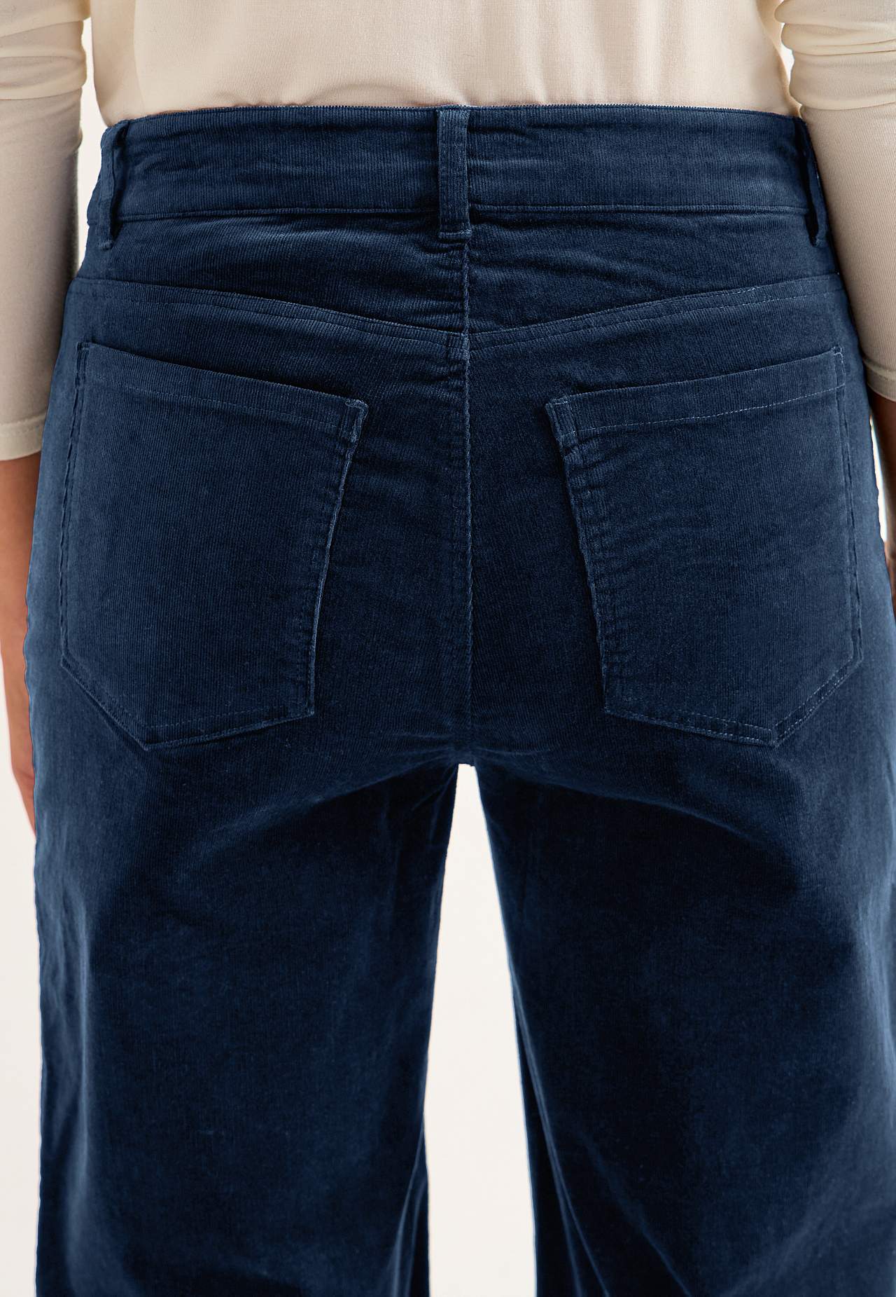 Roztažitelné manšestrové kalhoty se širokými nohavicemi