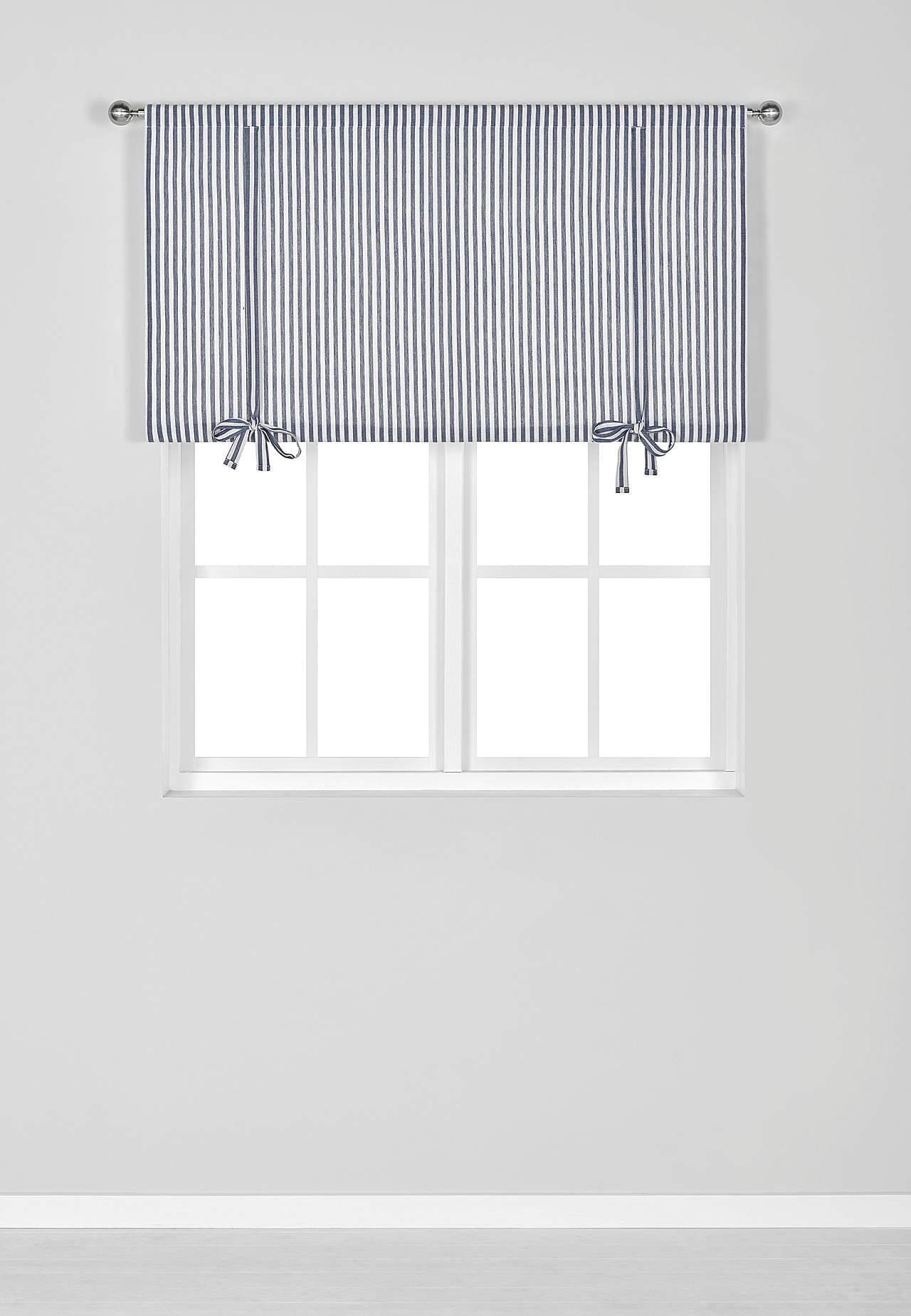 Tkaná a pruhovaná římská roleta