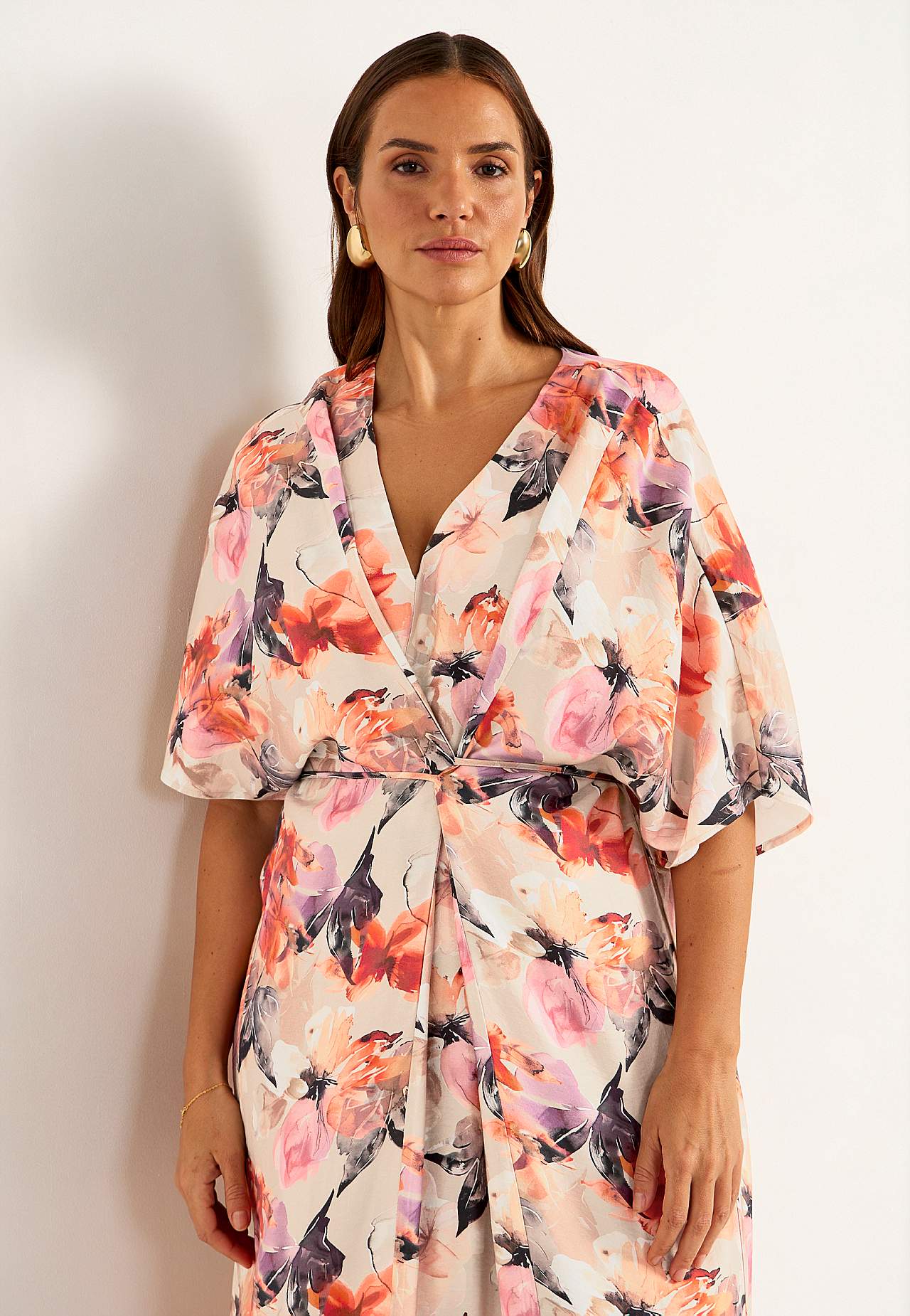 Sváteční a multifunkční kimono šaty