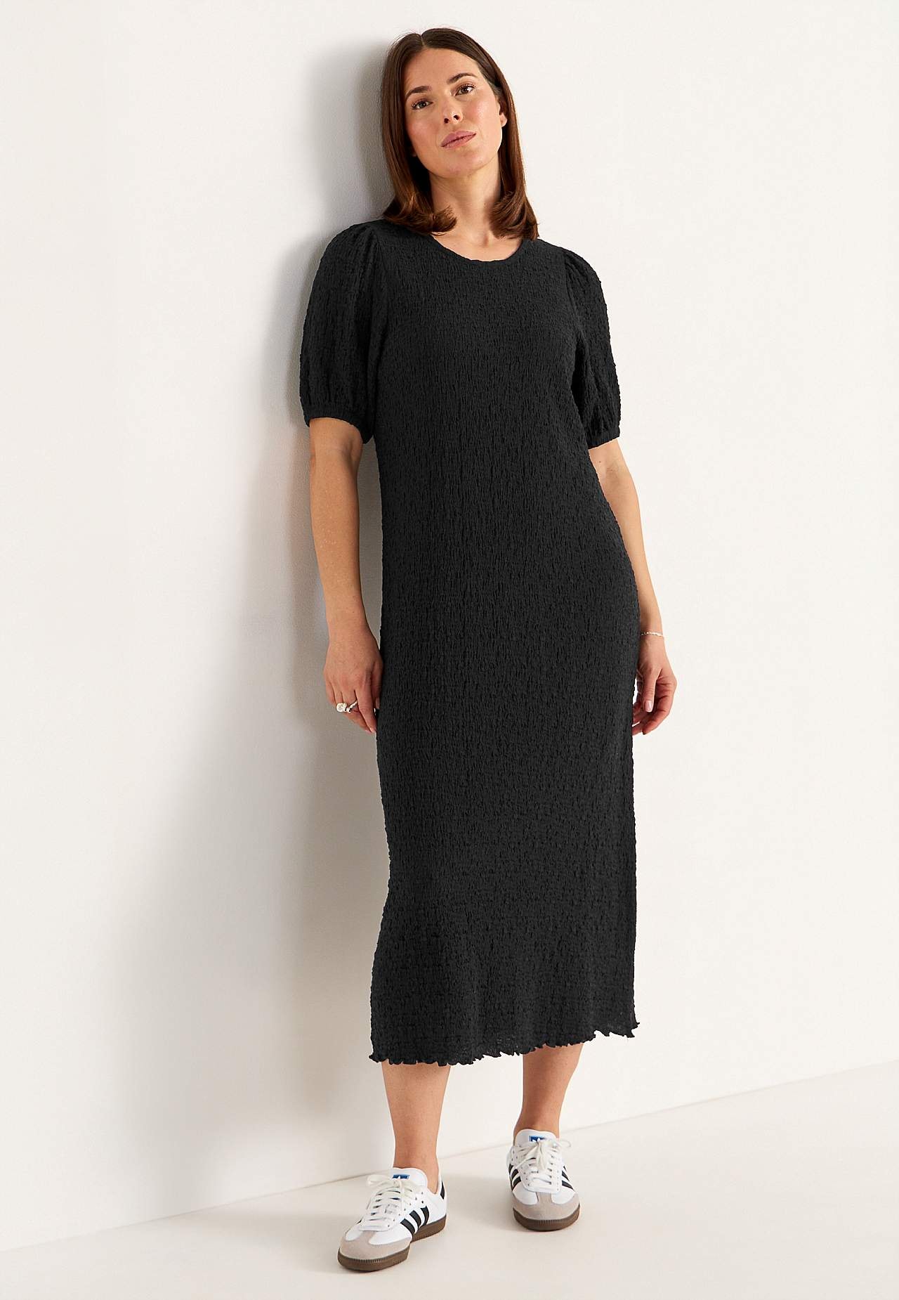 Žerzejové šaty se strukturou