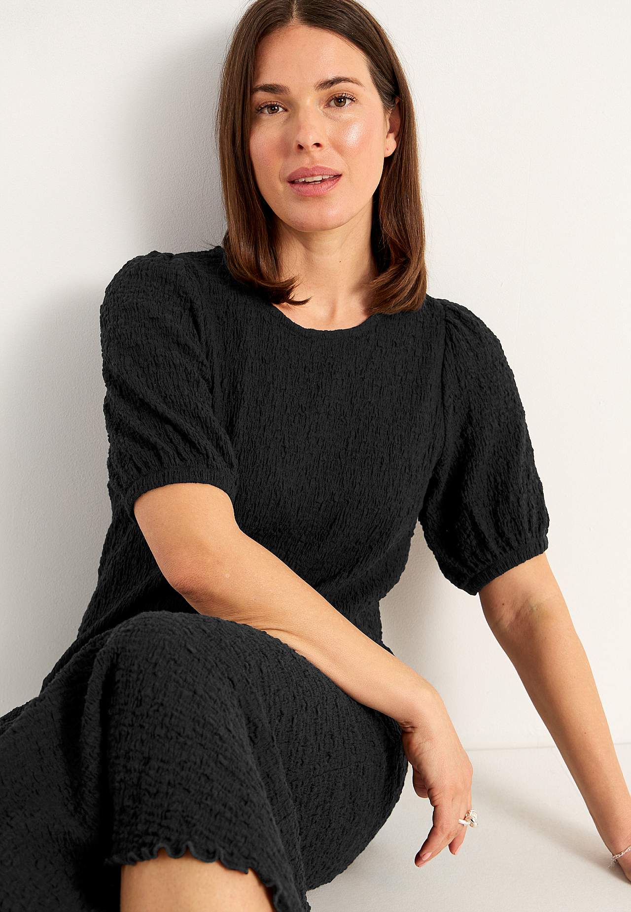 Žerzejové šaty se strukturou