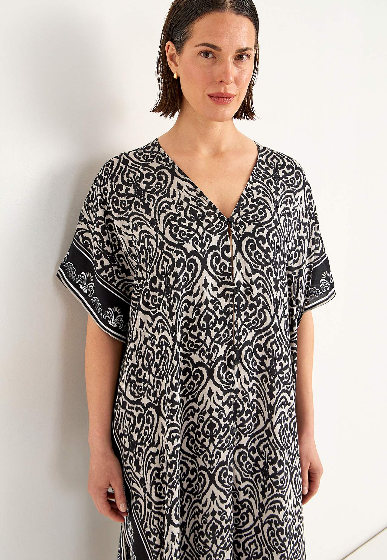 Plážový kaftan s knoflíky