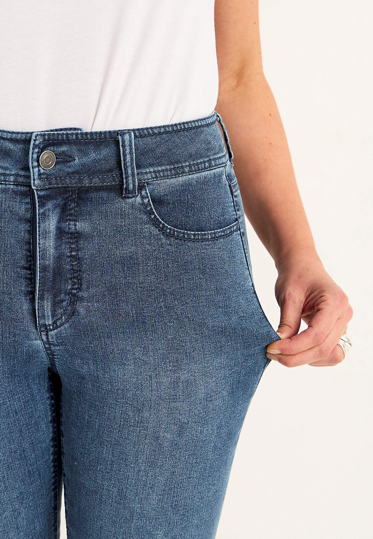 Extra elastické crop džíny Sara