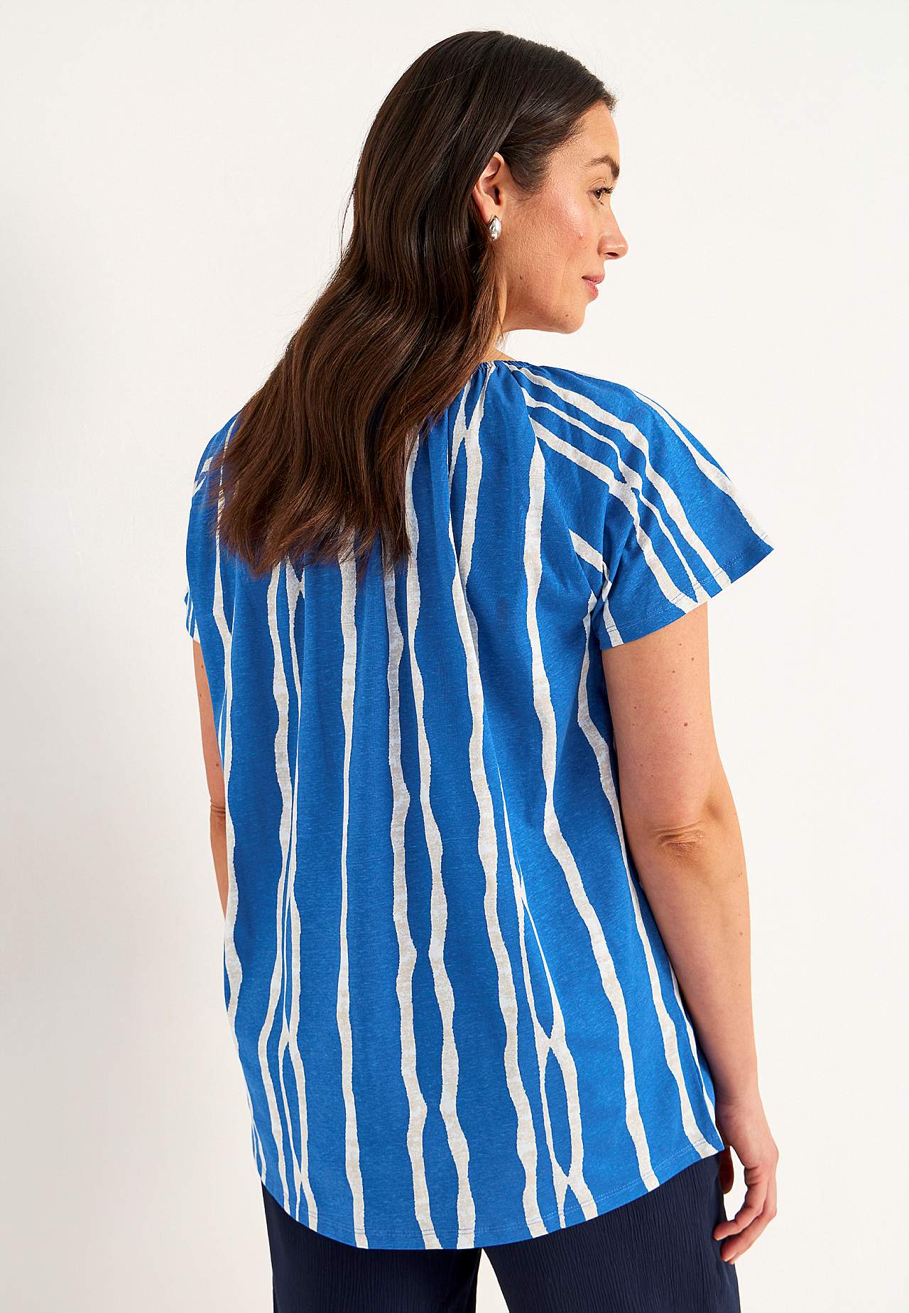 Tunika s otevřeným výstřihem s krátkým rukávem