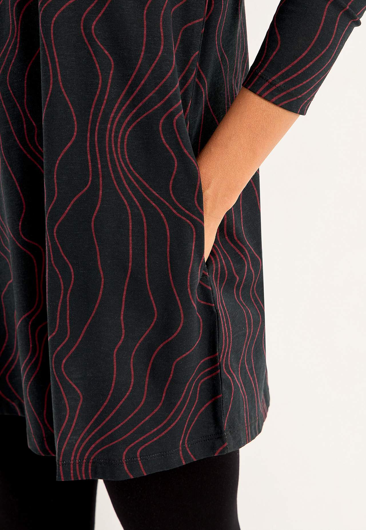 Vzorovaná žerzejová tunika s kapsami