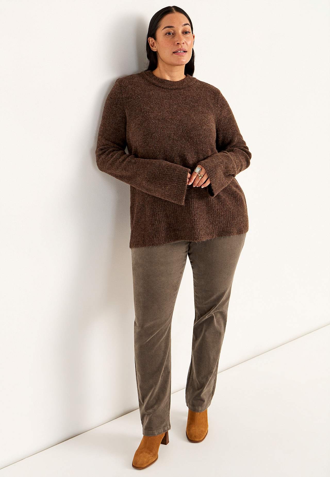 Roztažitelné manšestrové kalhoty s rovnými nohavicemi