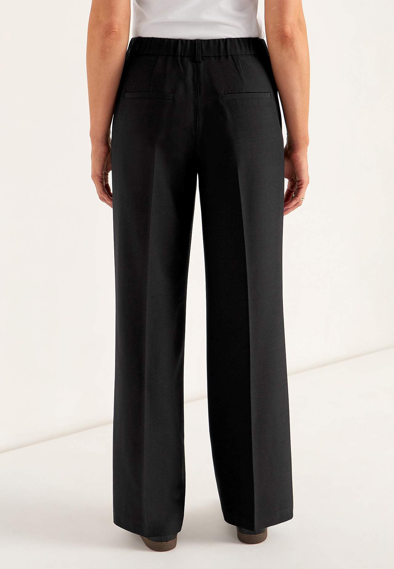 Společenské kalhoty s pukem Pia