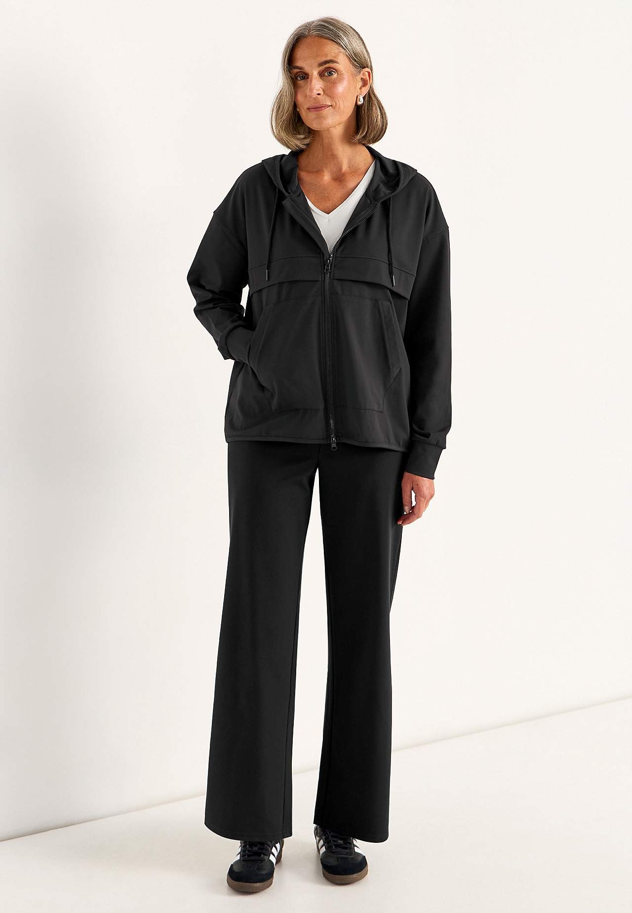 Užitečná bunda s kapucí Daria