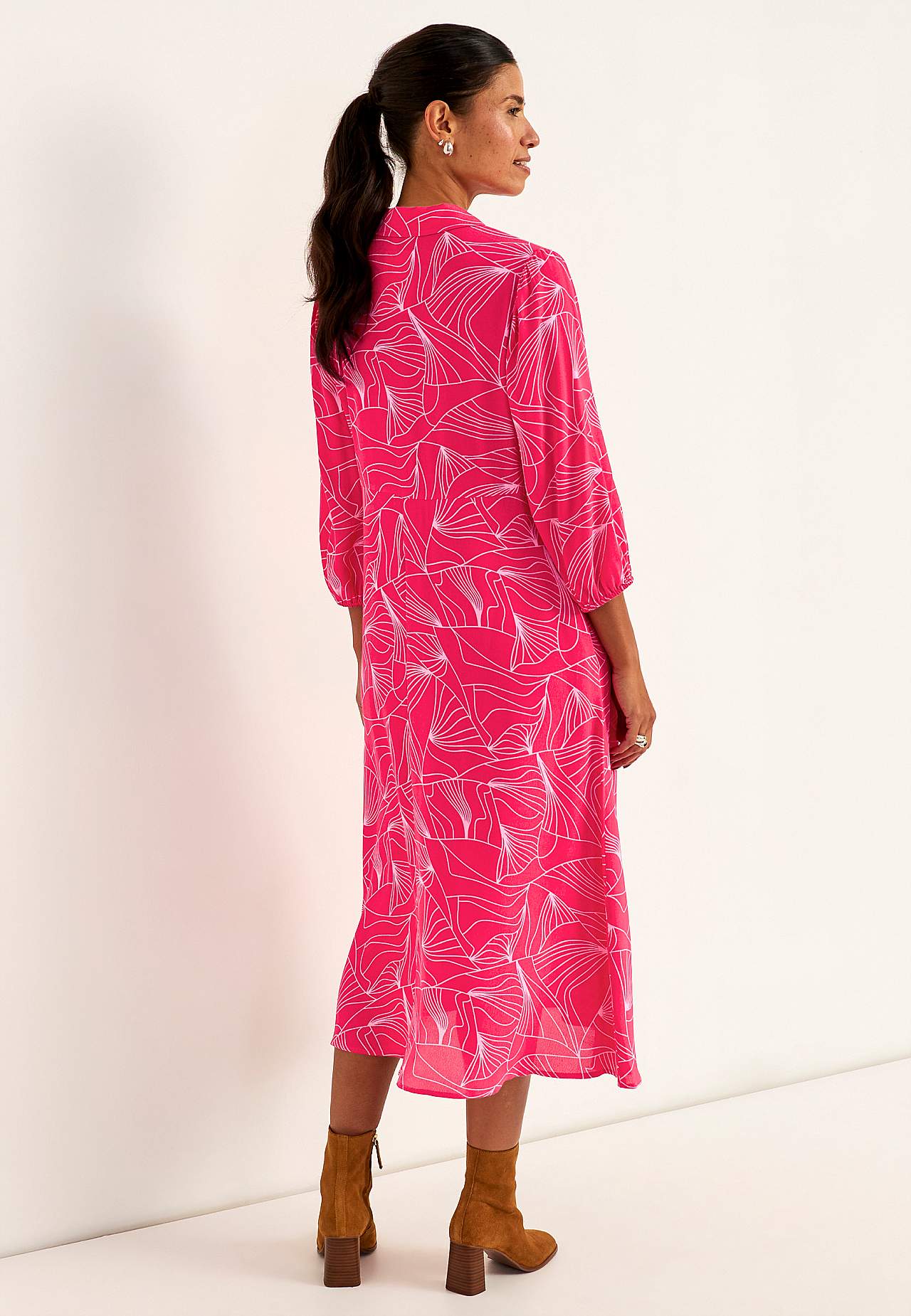 Tkané šaty s kapsami