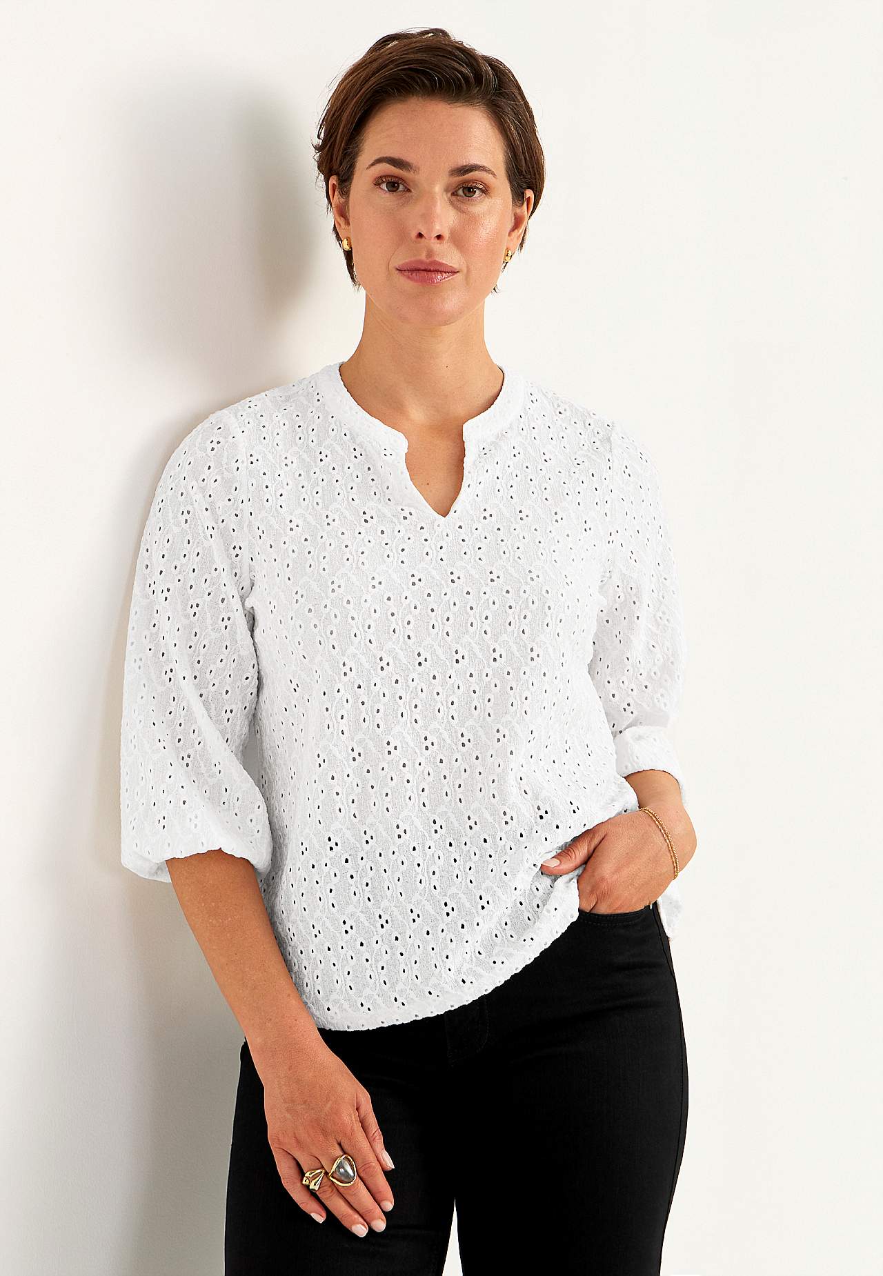 Žerzejový top s vyšívaným propracovaným vzorem