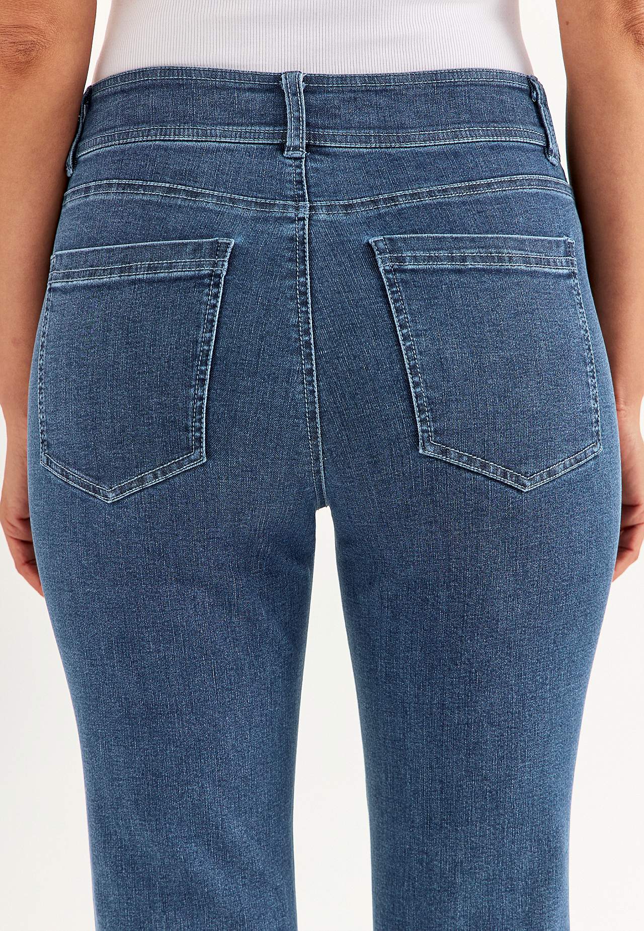 Extra elastické džíny ke kotníkům Sara