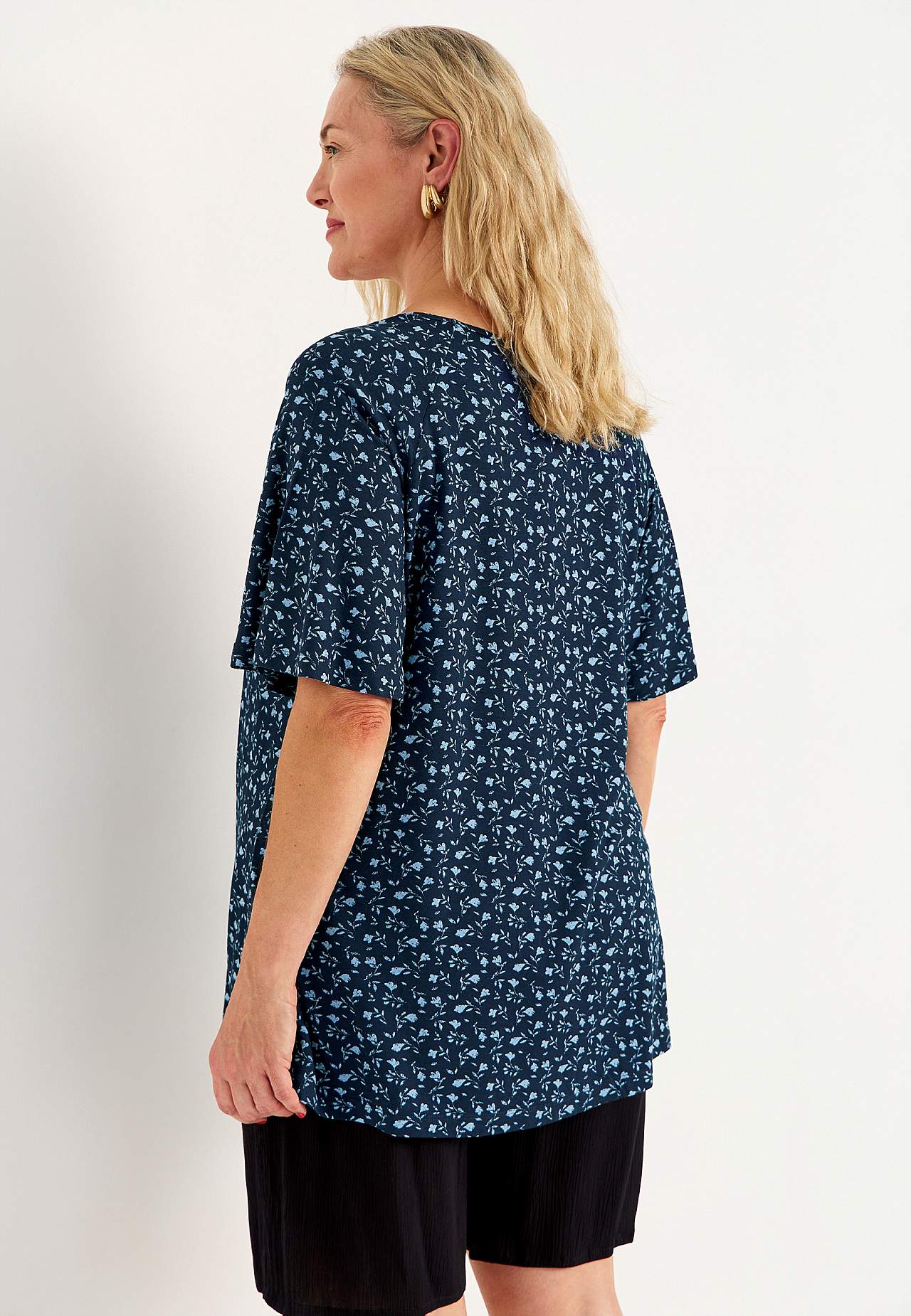 Žerzejová tunika s květinovým vzorem