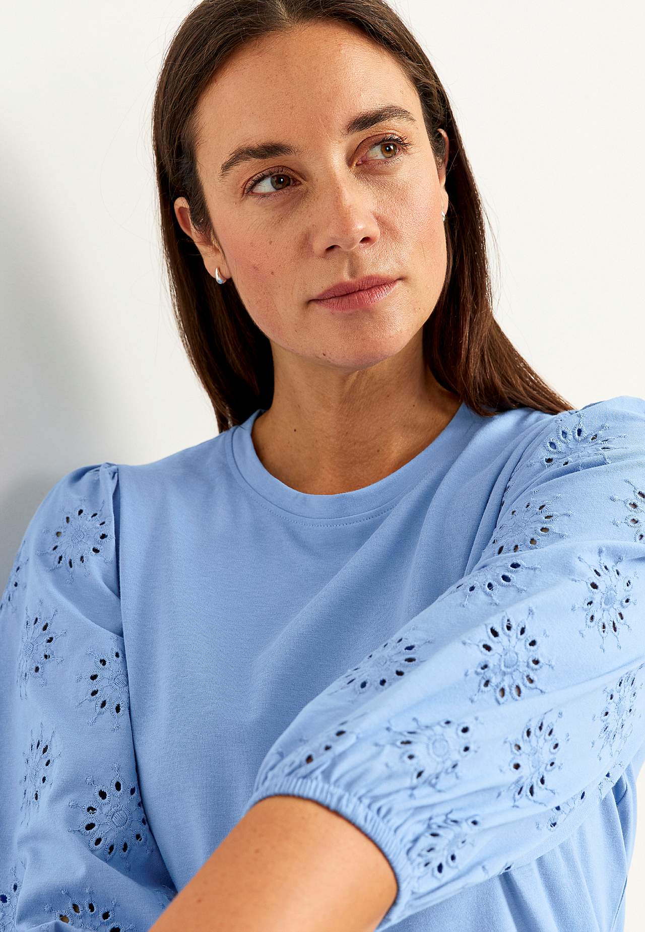 Žerzejová tunika s vyšívanými rukávy