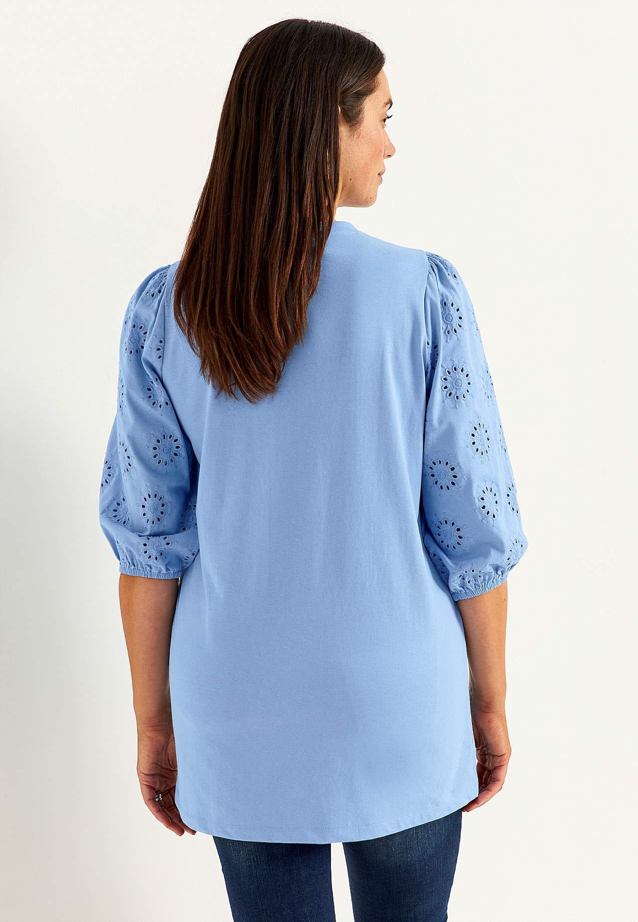 Žerzejová tunika s vyšívanými rukávy