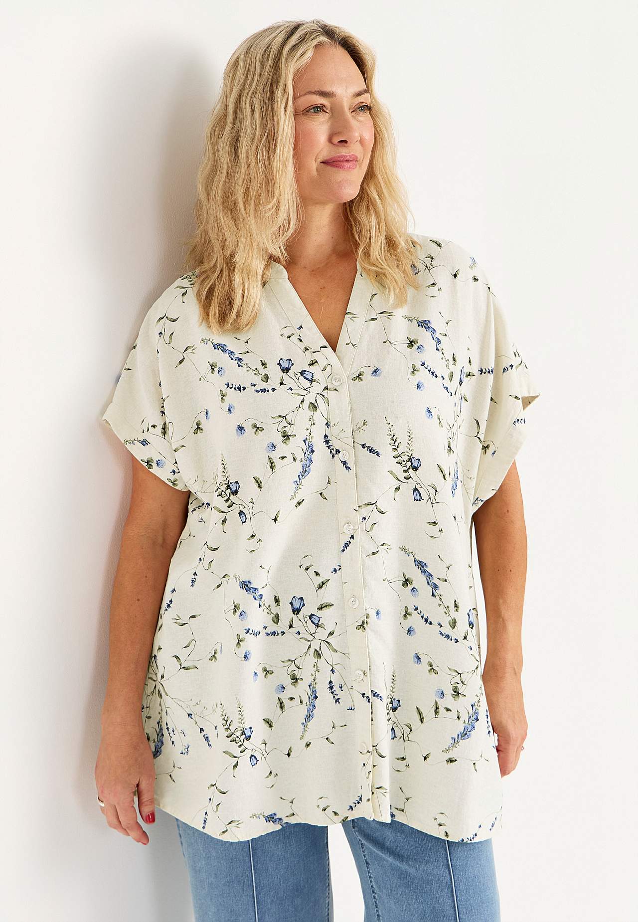 Květinová lněná tunika s knoflíky