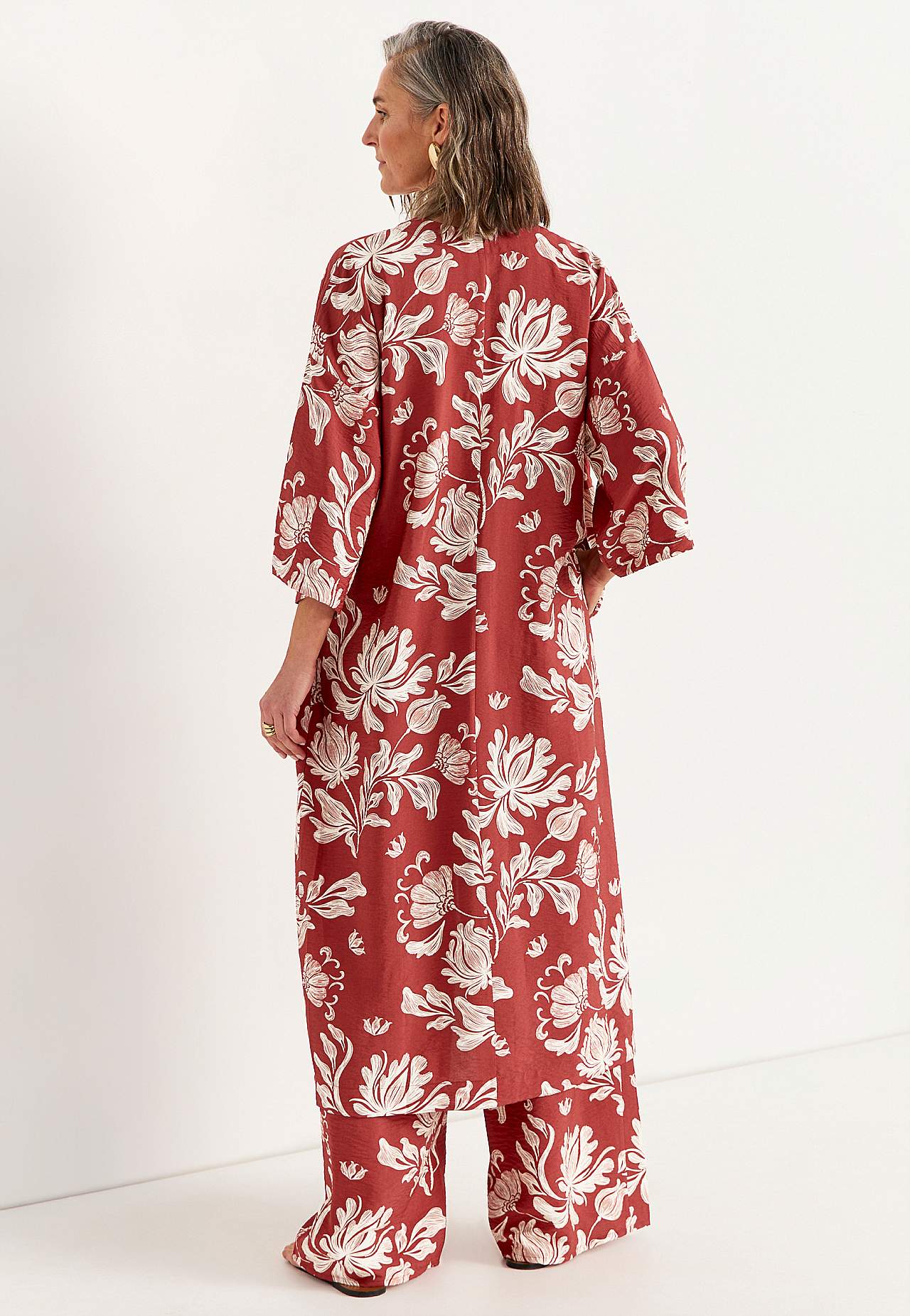 Otevřený kaftan s kapsami