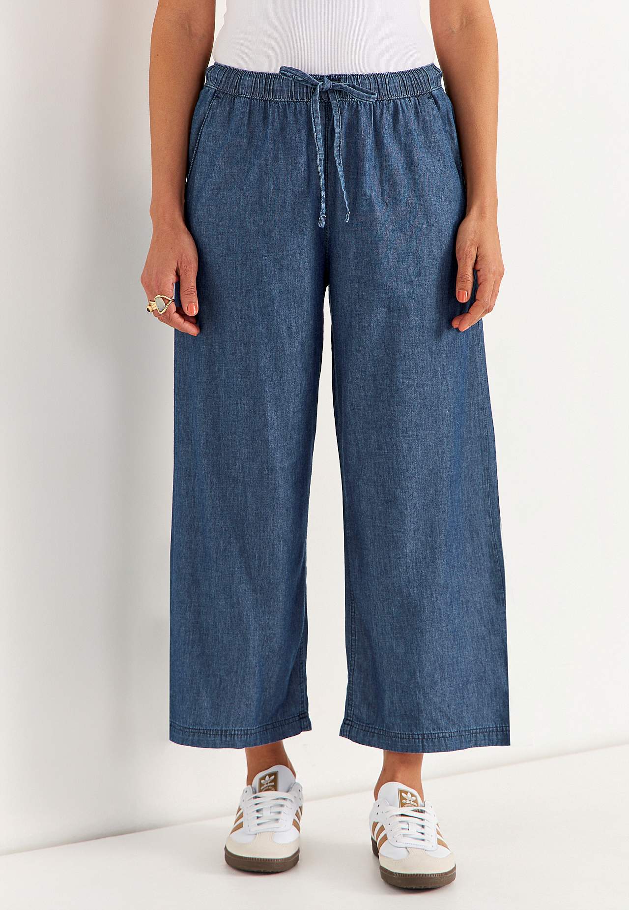 Cullotes kalhoty z měkké a vzdušné džínoviny