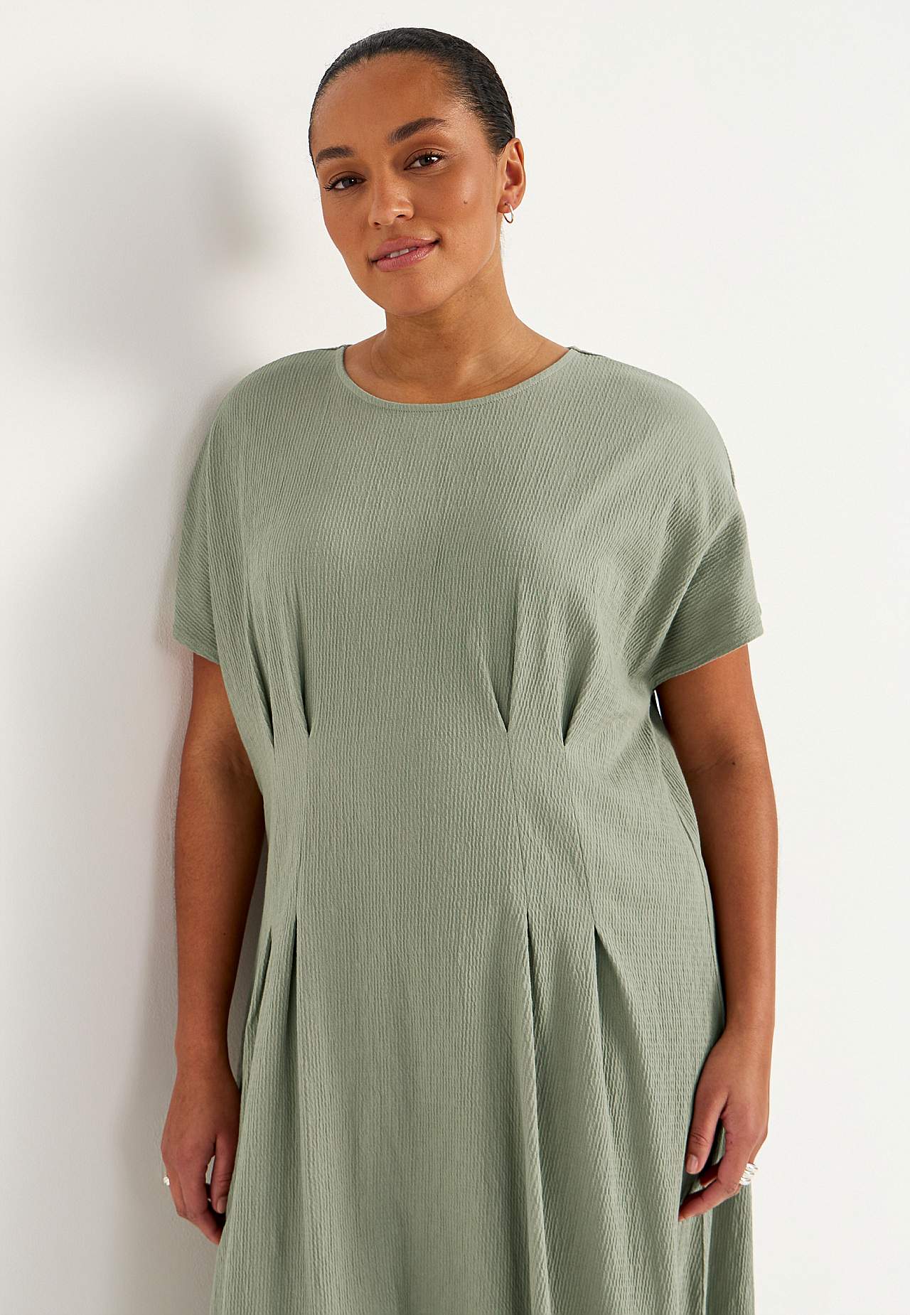 Šaty ze zvrásněné bavlněné žerzeje