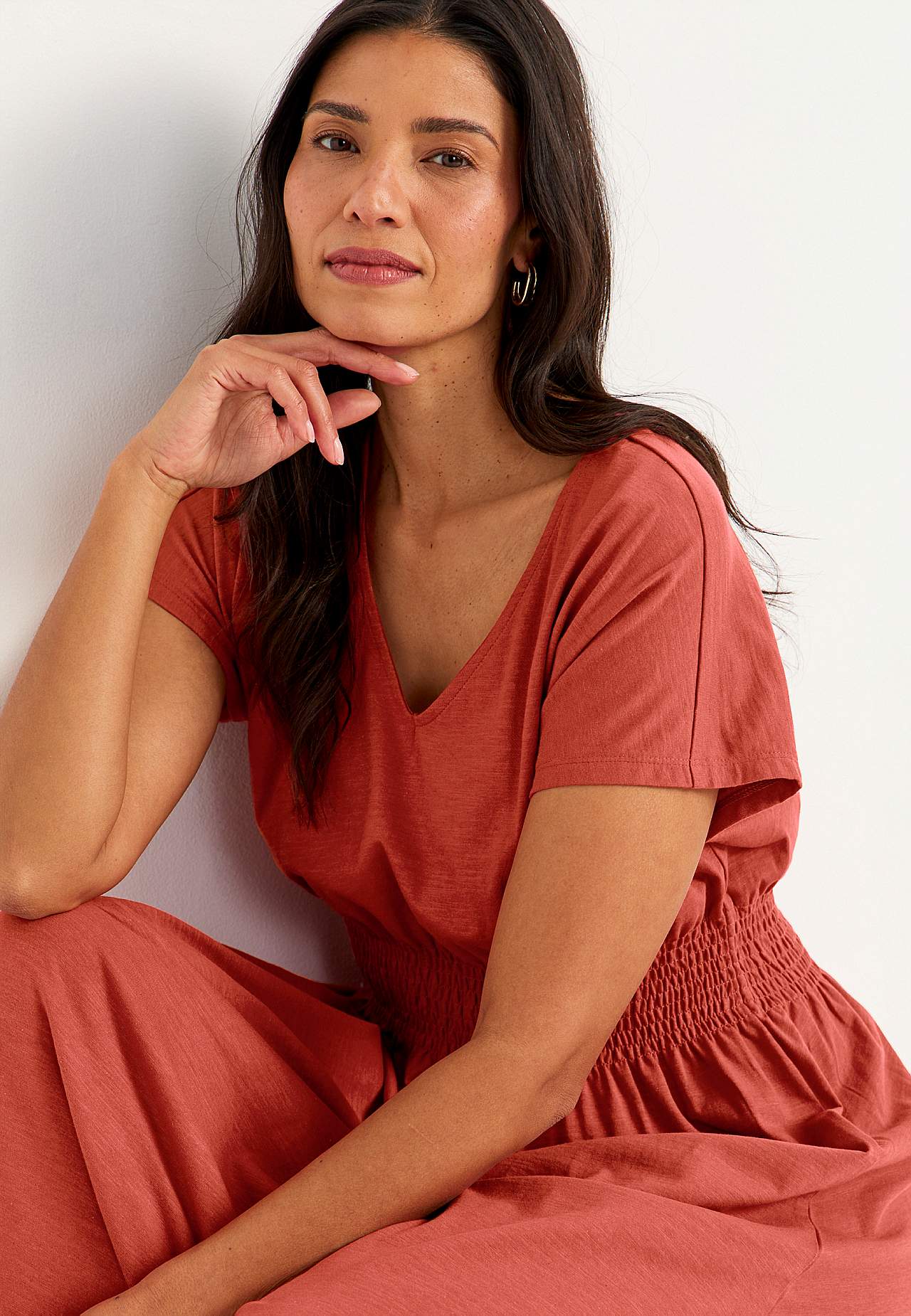 Žerzejové šaty s nabíráním